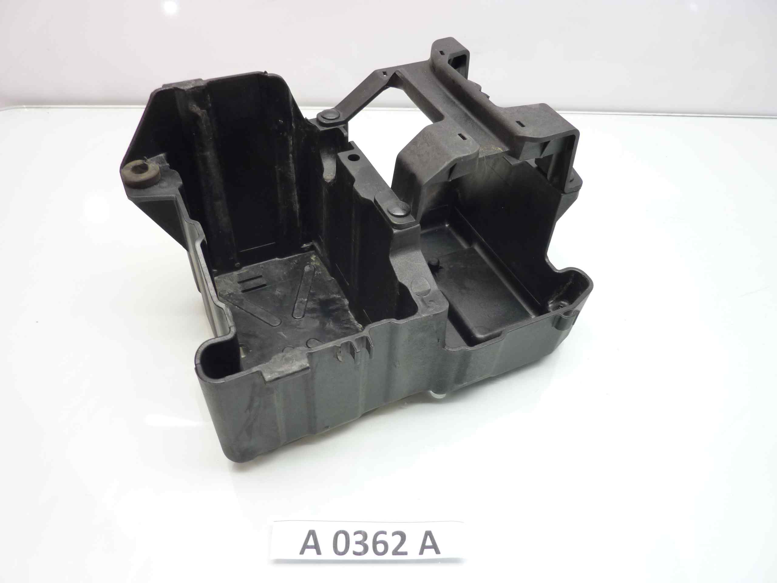 BMW F650 CS SCARVER Scatola portabatteria centralina ABS