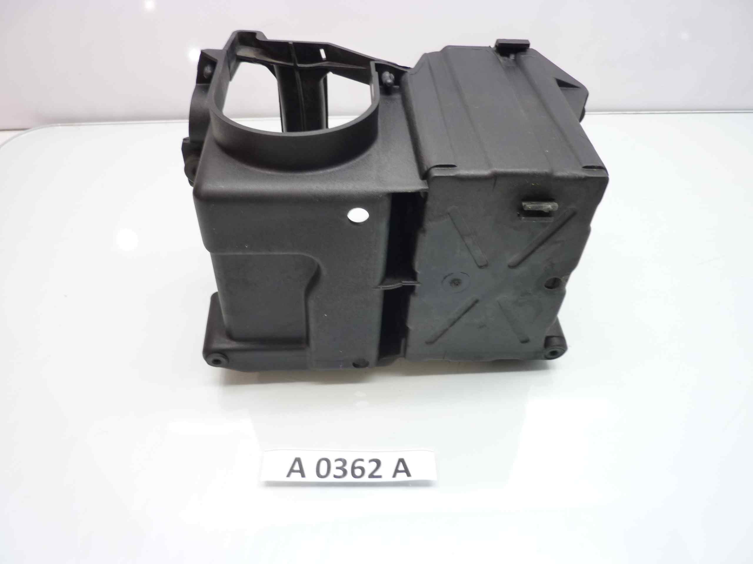 BMW F650 CS SCARVER Scatola portabatteria centralina ABS - immagine 3