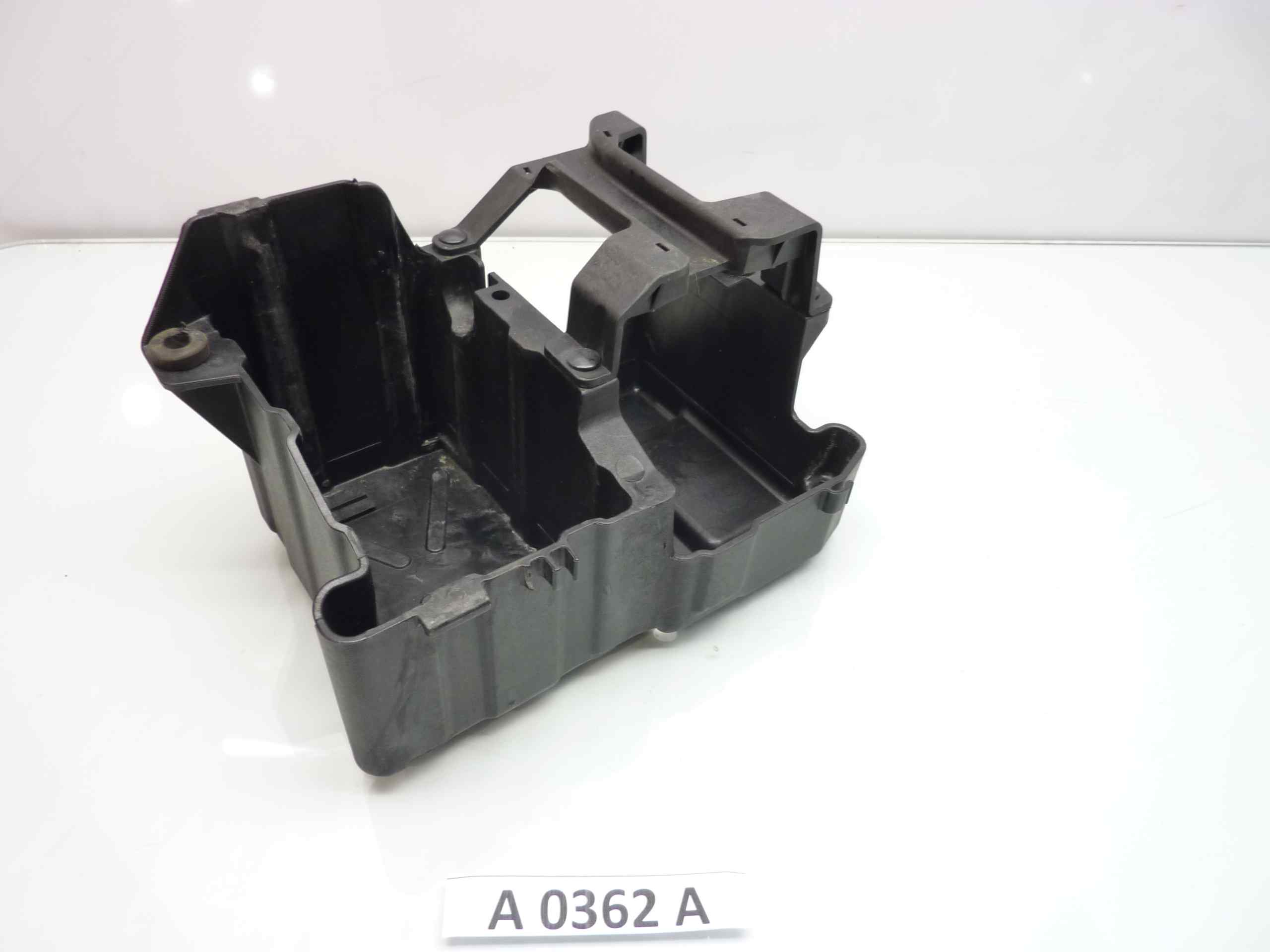BMW F650 CS SCARVER Scatola portabatteria centralina ABS - immagine 4