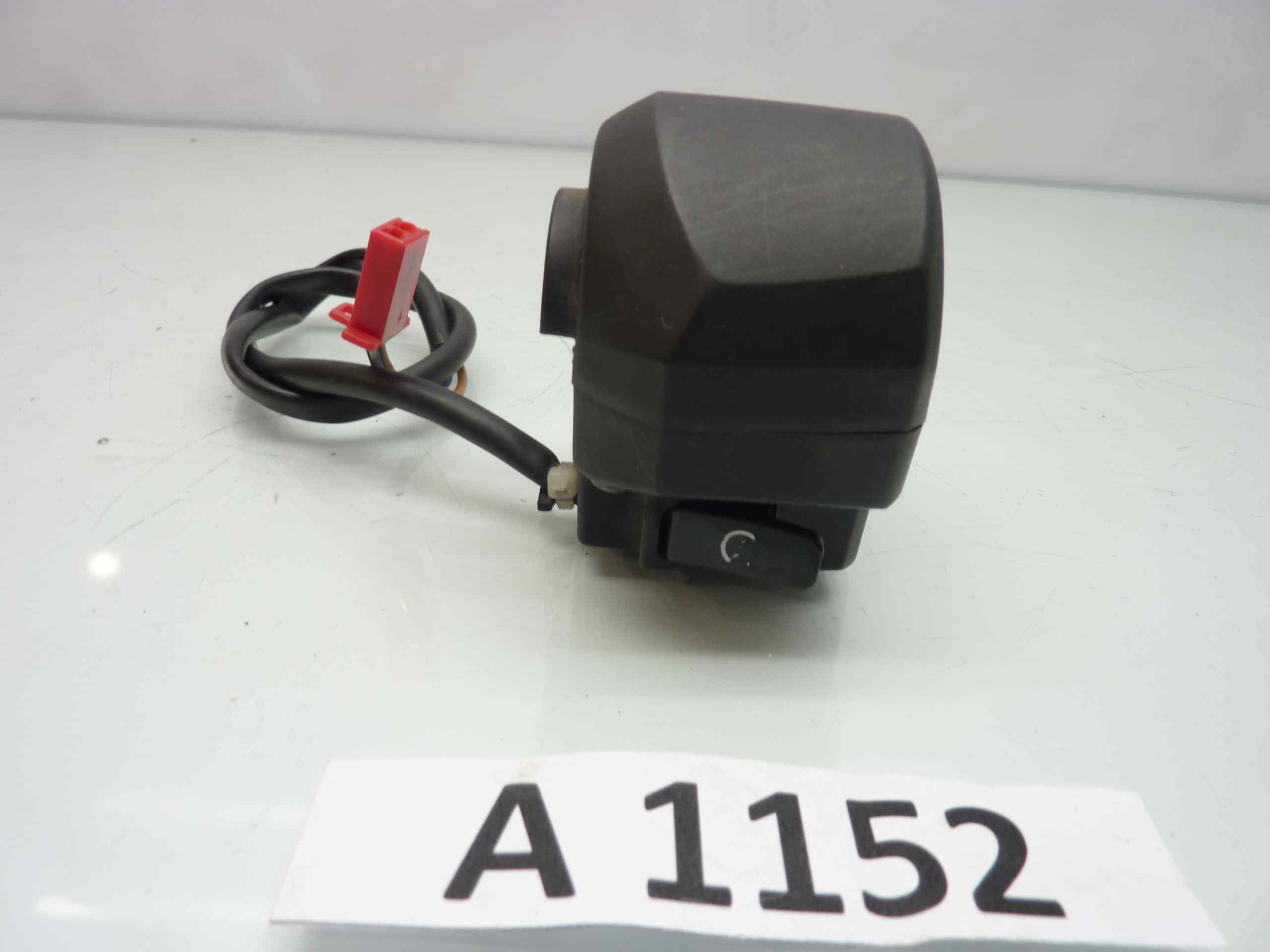 Yamaha YBR 125 07-15 comando manubrio devio luci destro