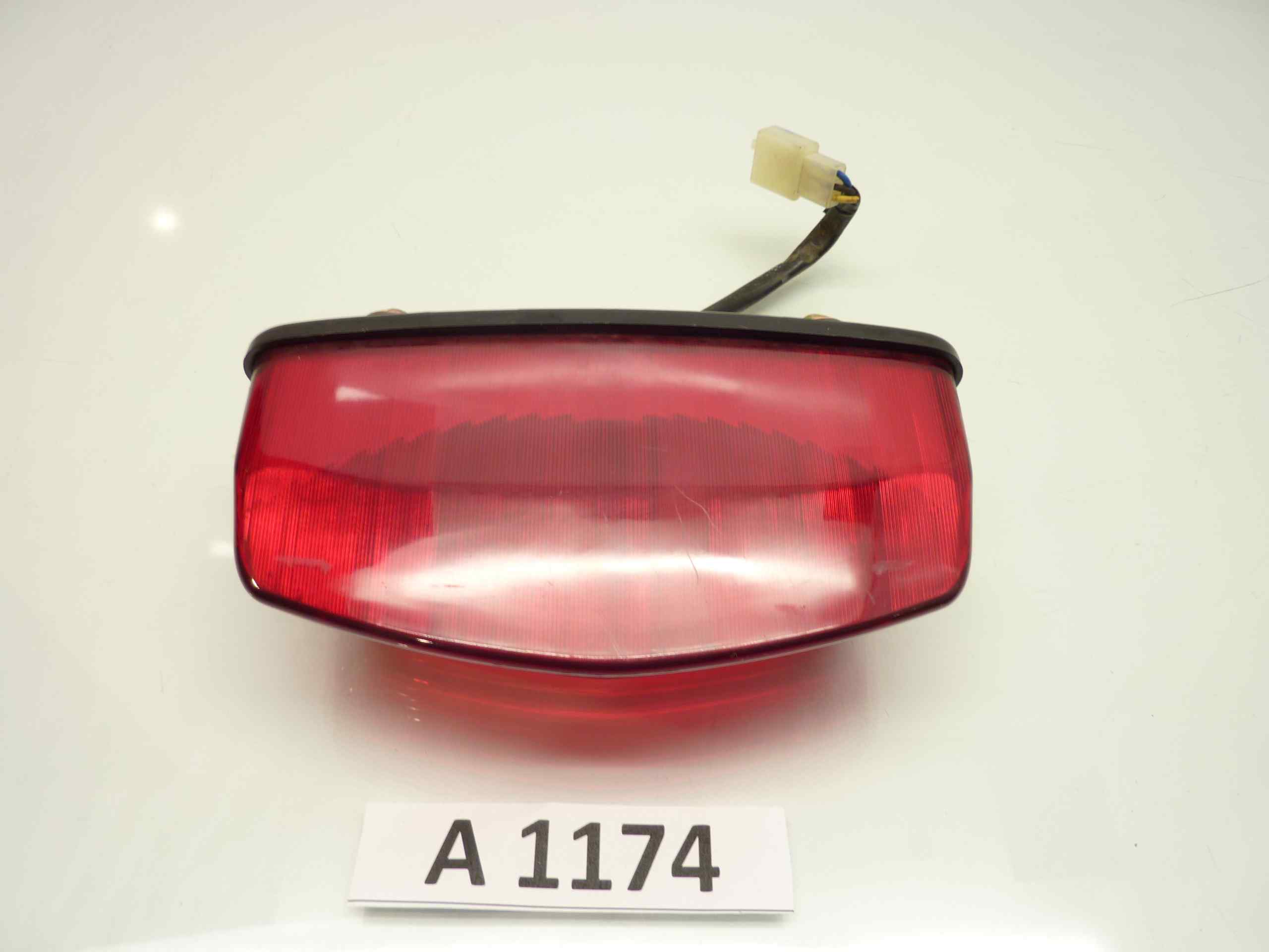Yamaha YBR 125 07-15 luce posteriore stop