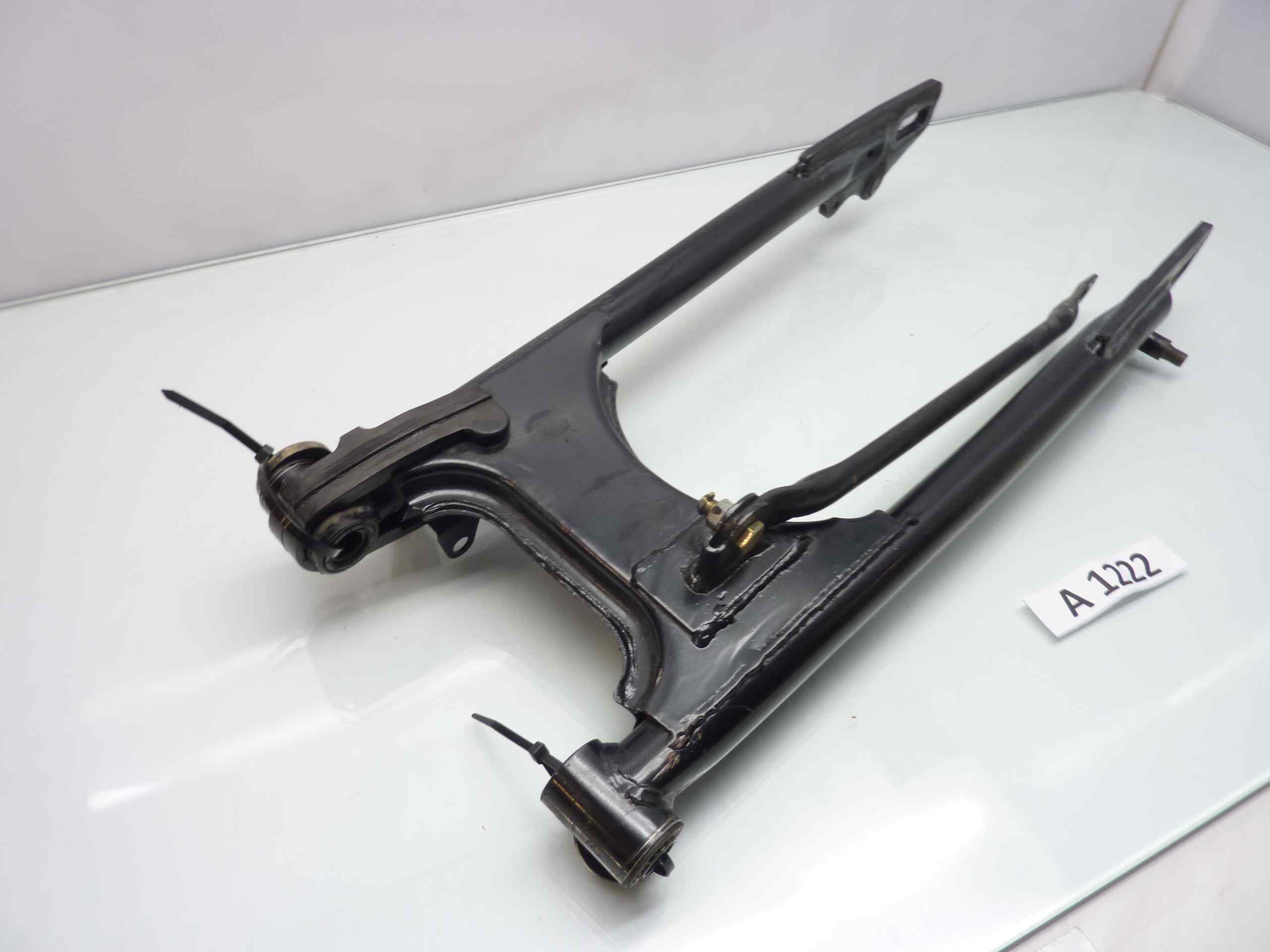 Yamaha YBR 125 07-15 forcellone posteriore - immagine 2