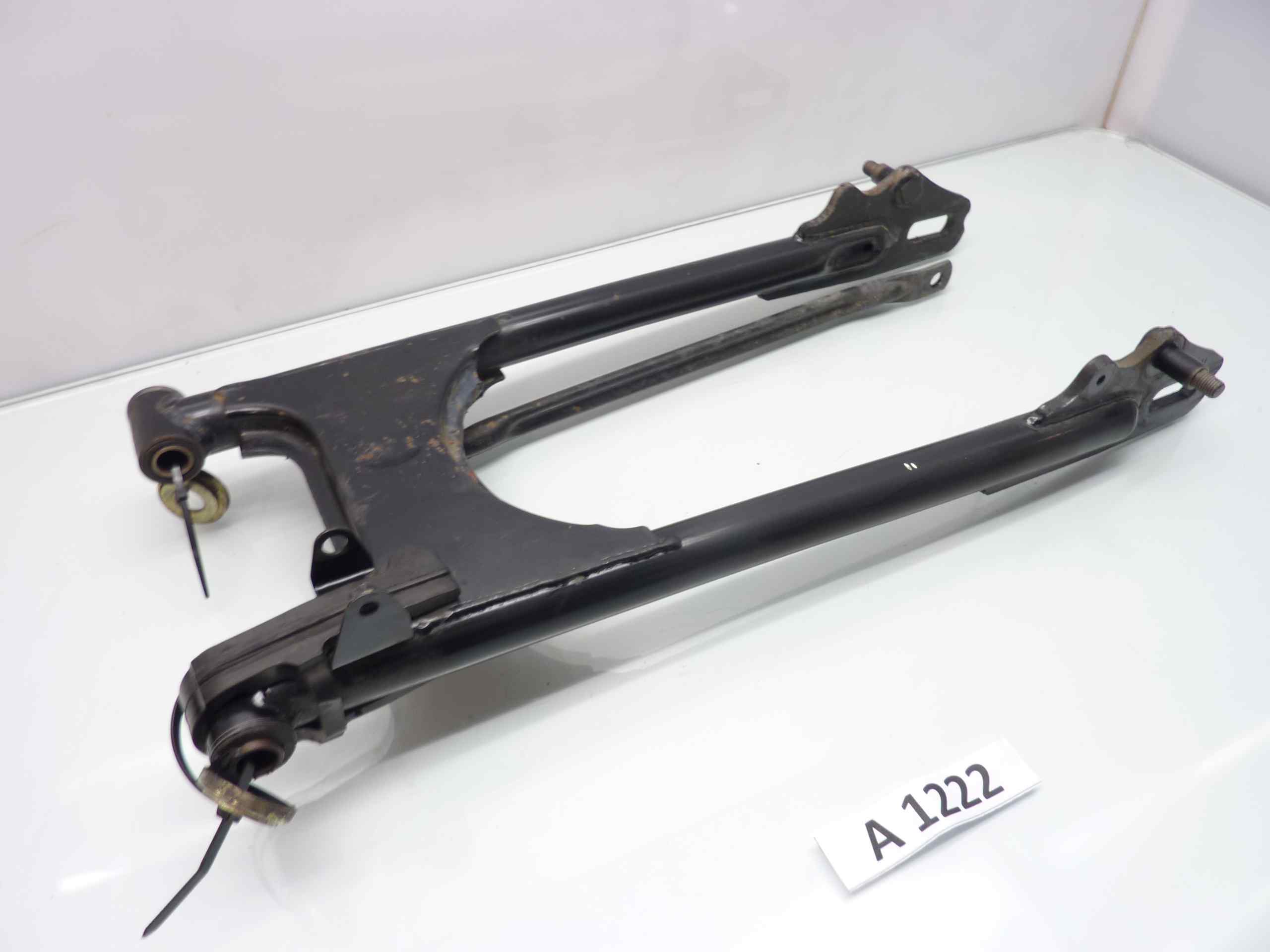 Yamaha YBR 125 07-15 forcellone posteriore - immagine 3