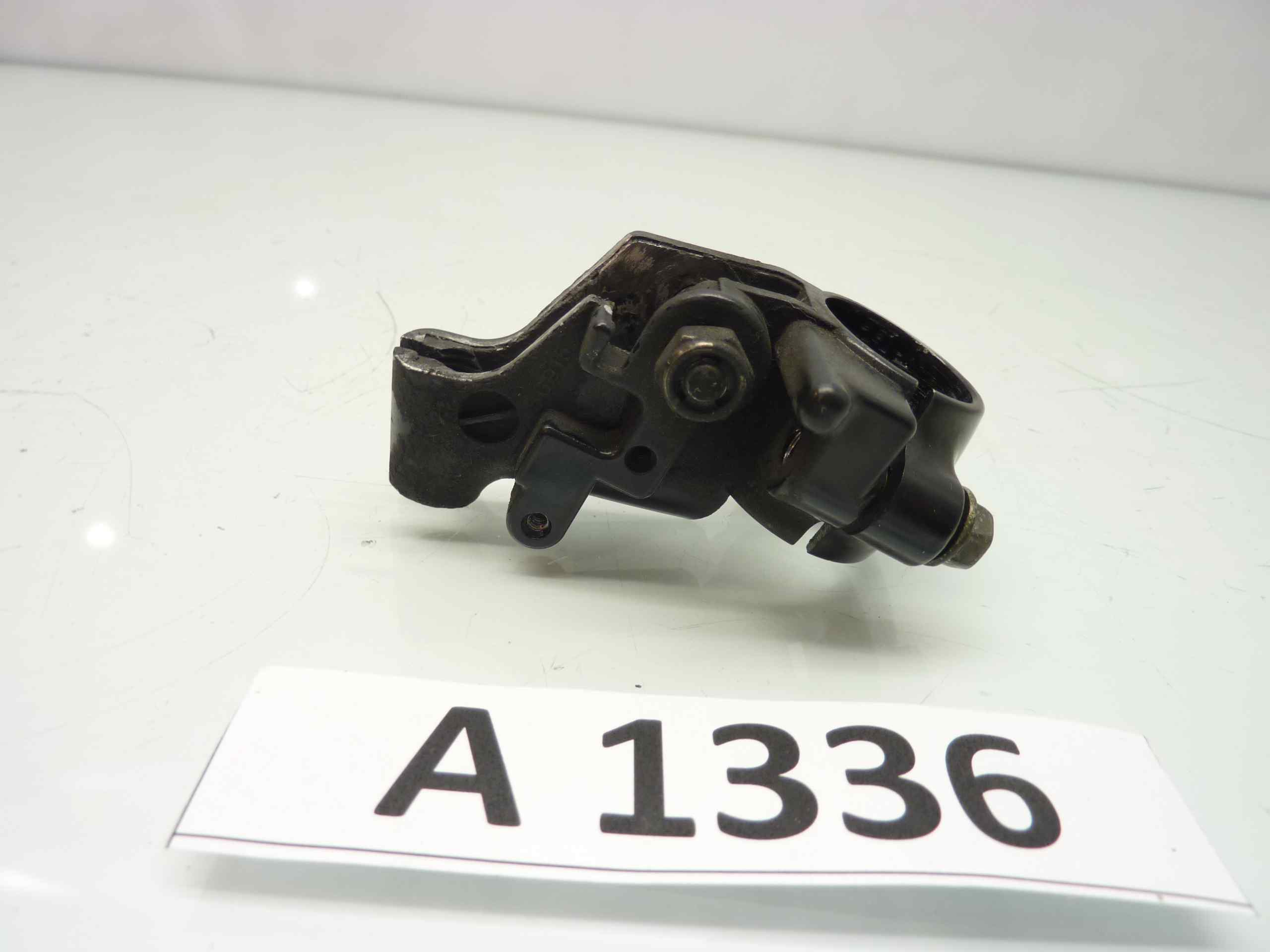 Yamaha FAZER FZ6 600 '01-03 Staffa leva frizione - immagine 2