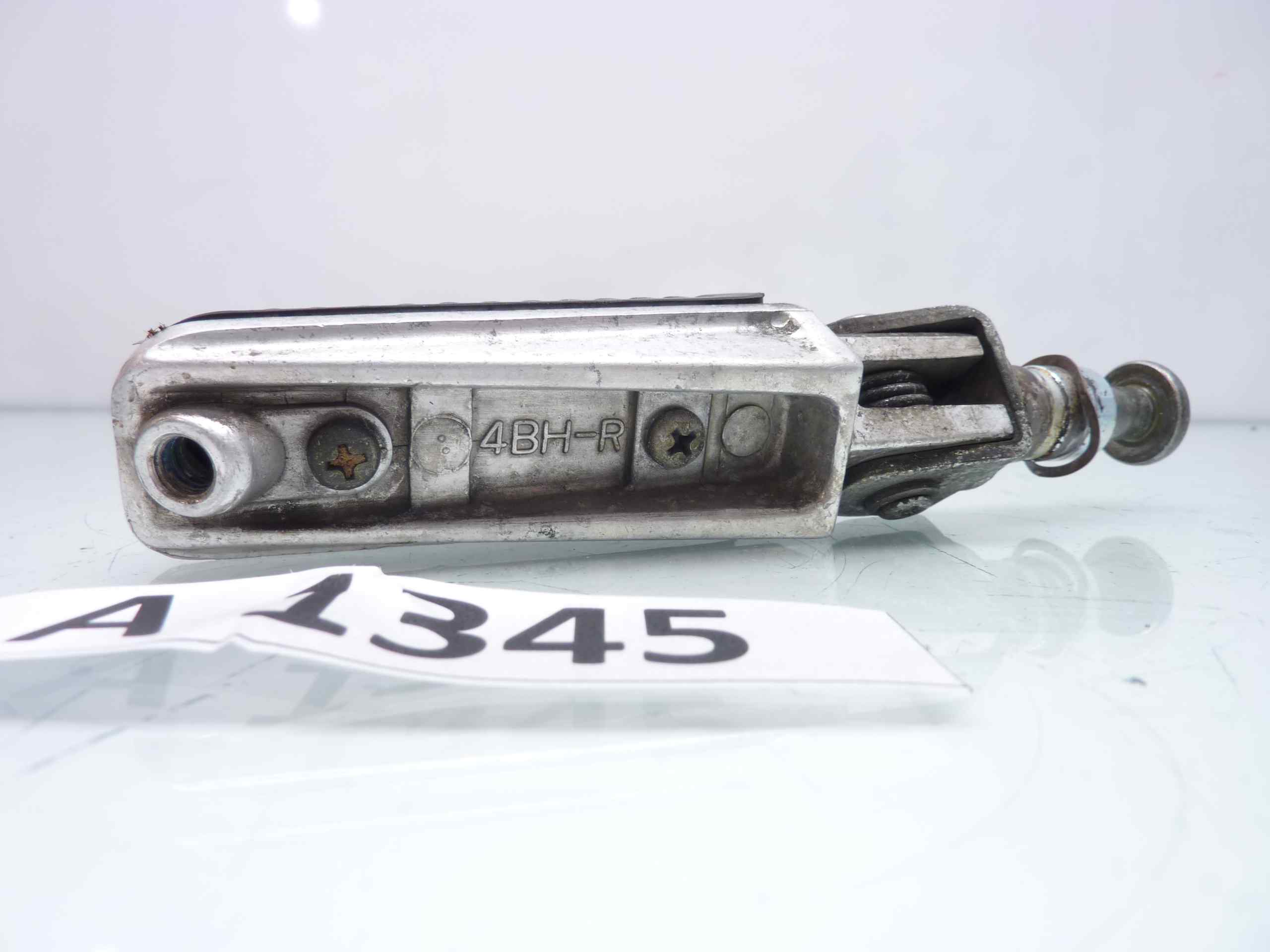 Yamaha FAZER FZ6 600 '01-03 Pedalino poggiapiedi anteriore destro - immagine 3