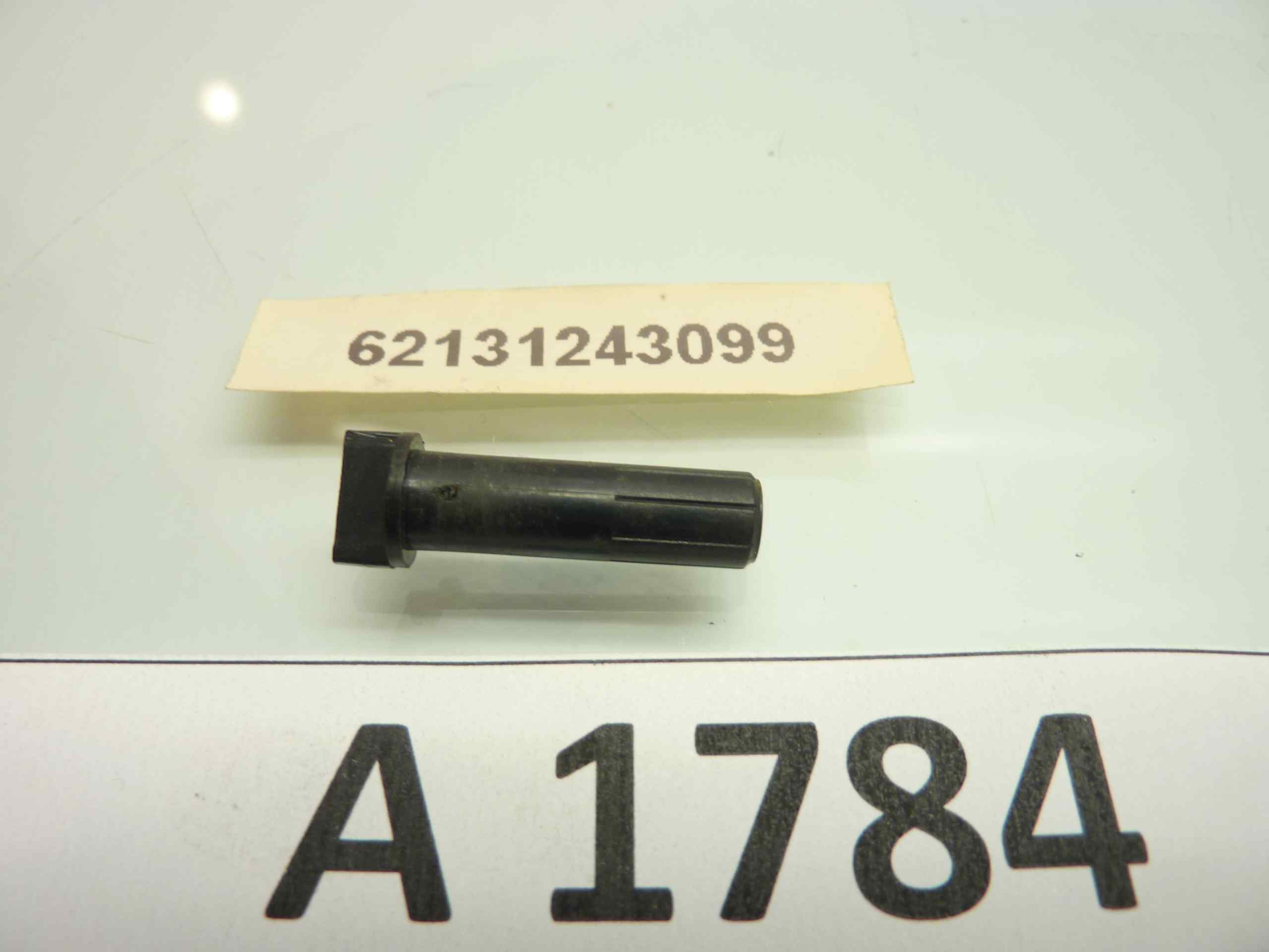 BMW R 2V vari modelli perno strumentazioni aggiuntive 62131243099 R 50 90 60 75 80 100