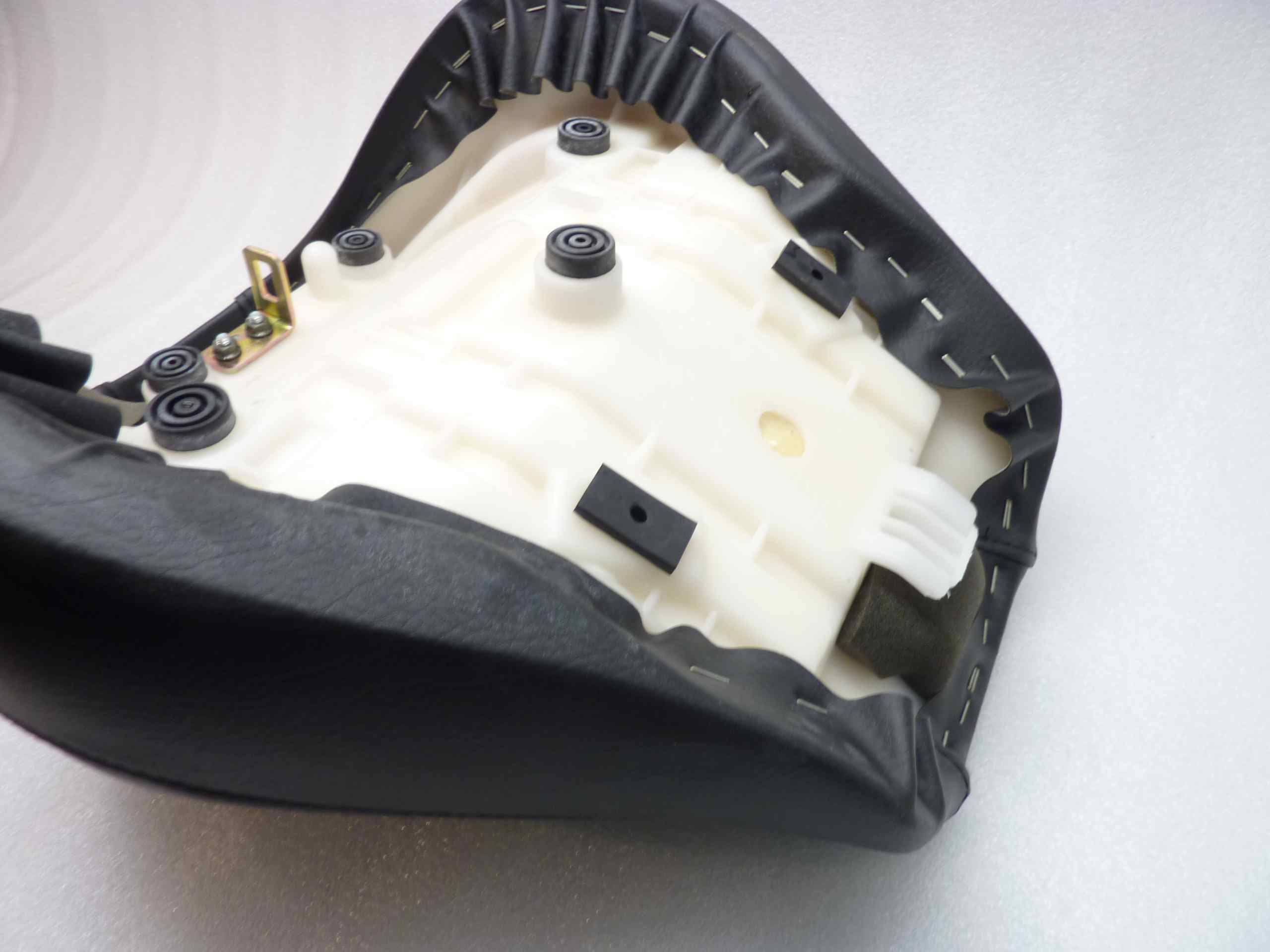 Yamaha XVZ 1300 Royal Star sella 4NK anteriore pilota 4NK00954 - immagine 6