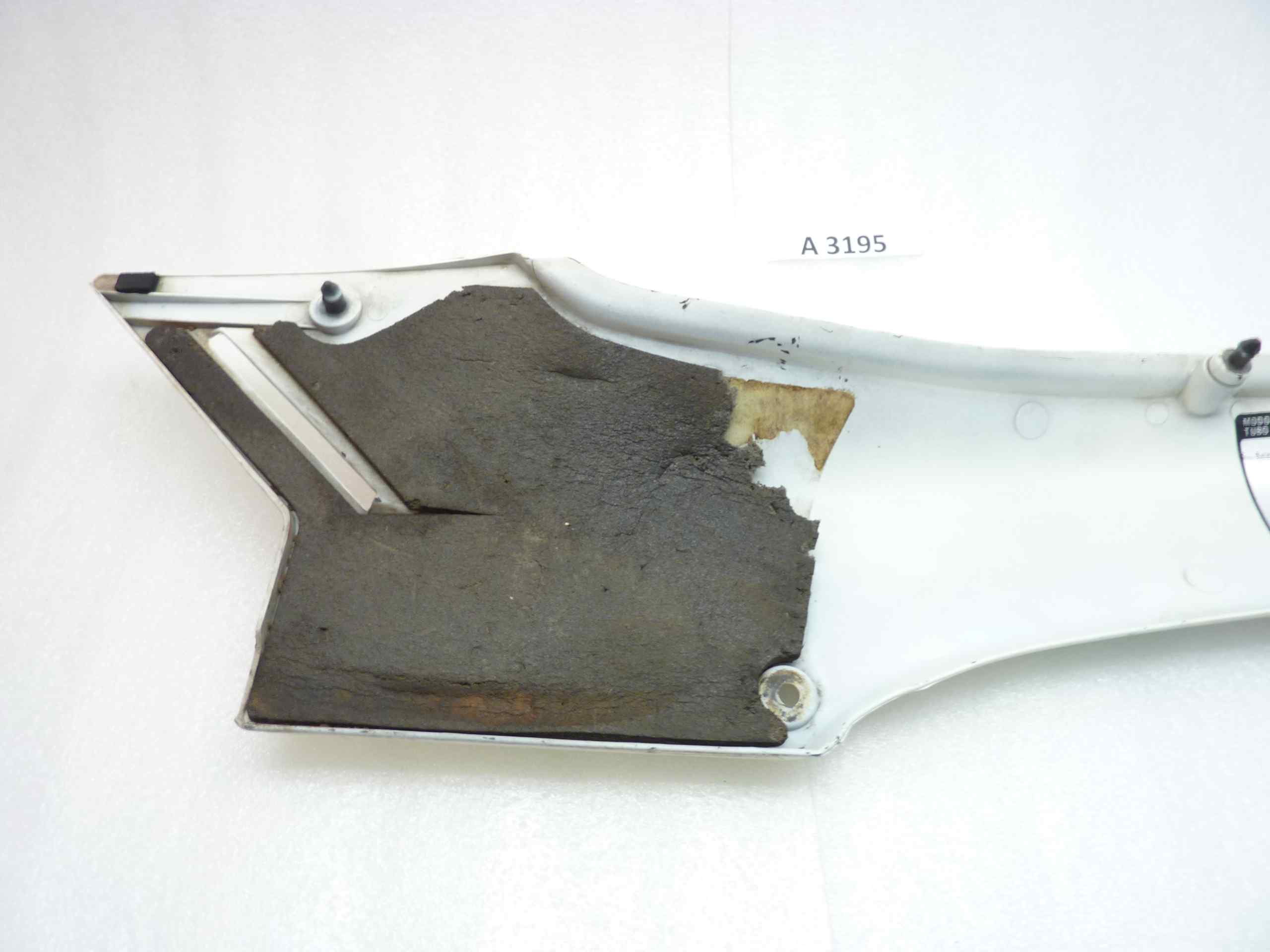 Yamaha TZR 125 87-88 3FN carena laterale destra originale Yamaha - immagine 5
