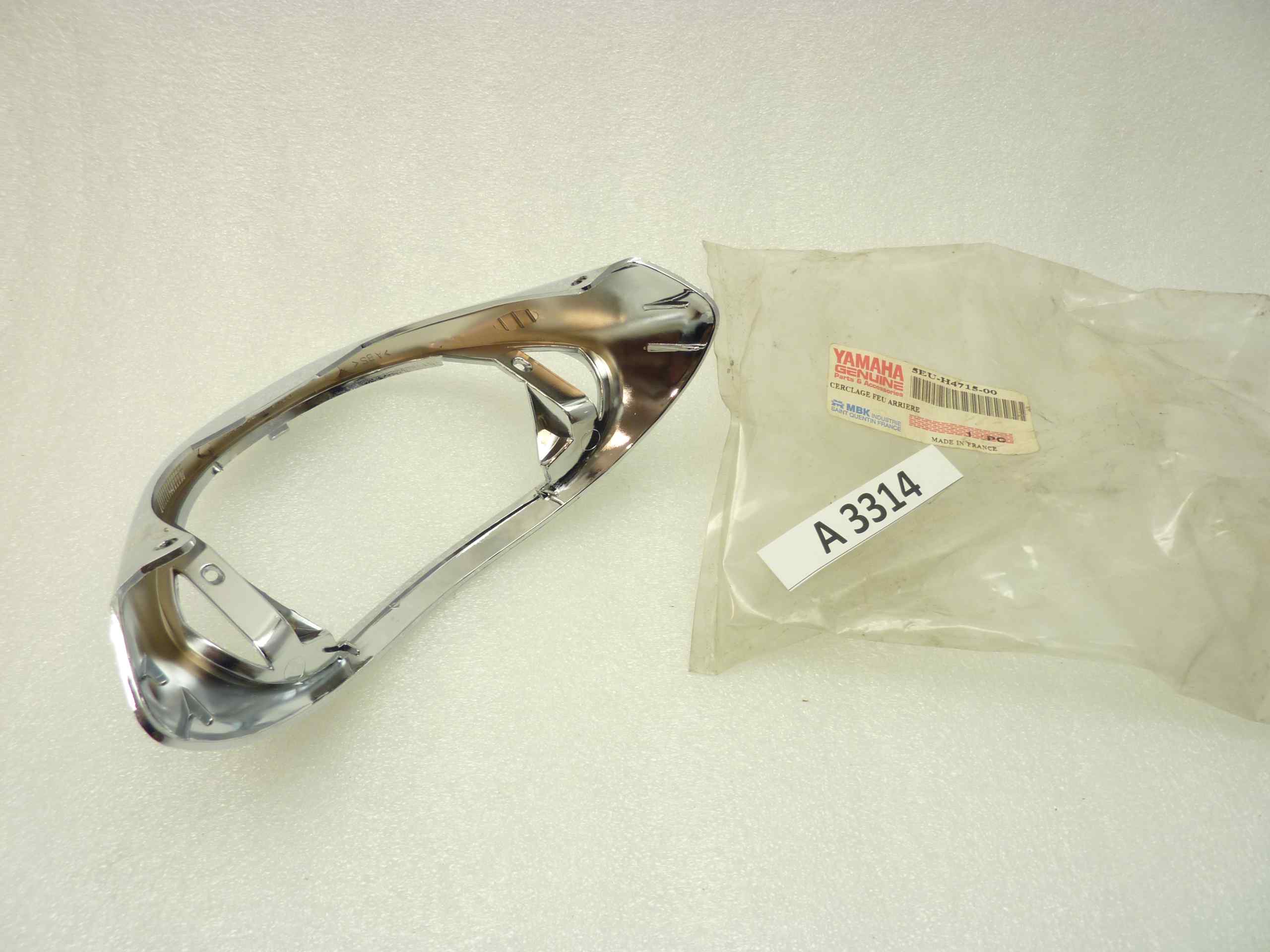Yamaha YH 50 cornice cromata faro fanalino posteriore 5EUH471500 NUOVO - immagine 3