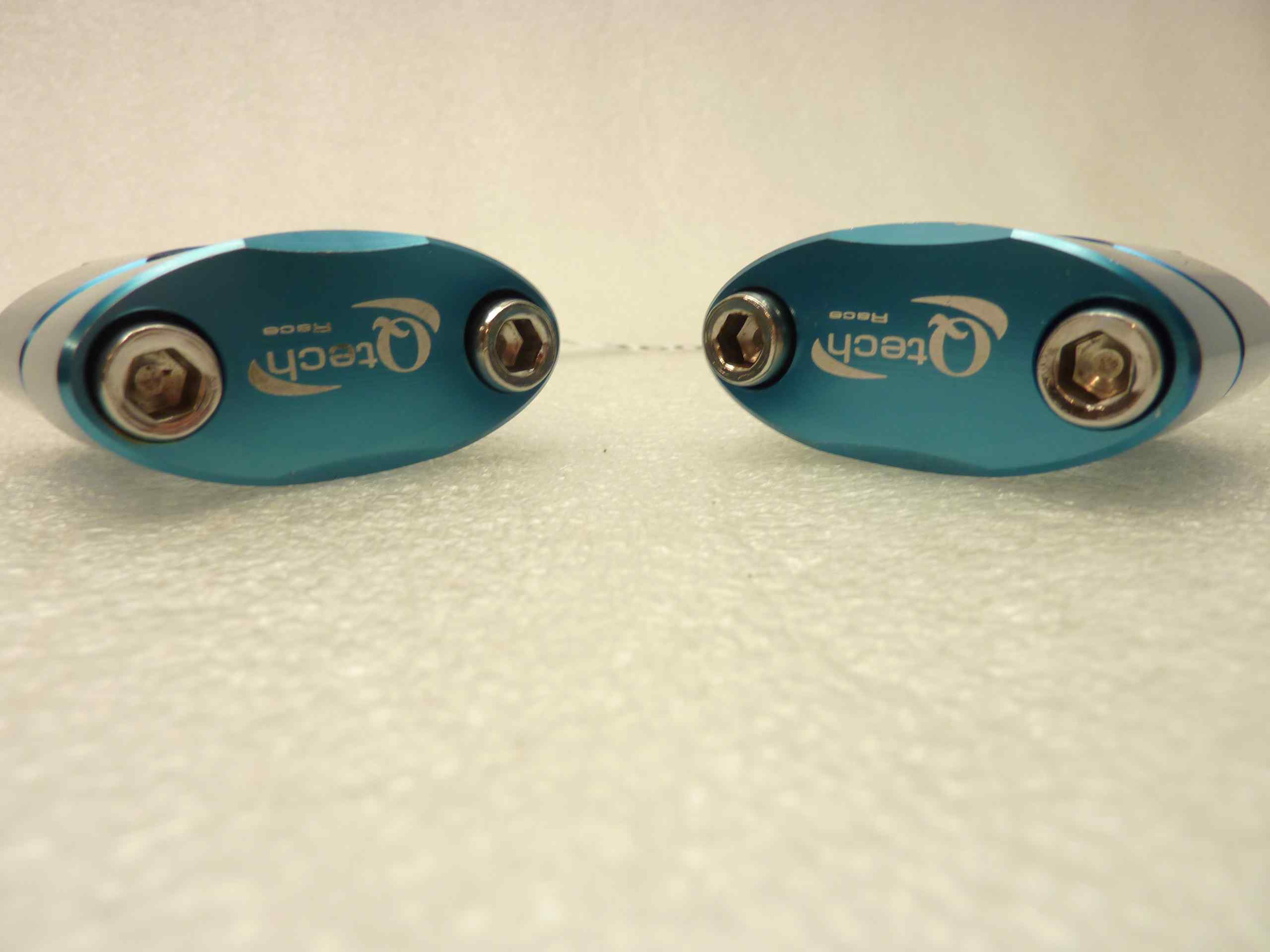 Riser manubrio Qtech Race M12 azzurri alt tot 60,5mm, largh sede manubrio 28 mm, alt curva inf alla piastra di sterzo 27 mm - immagine 2