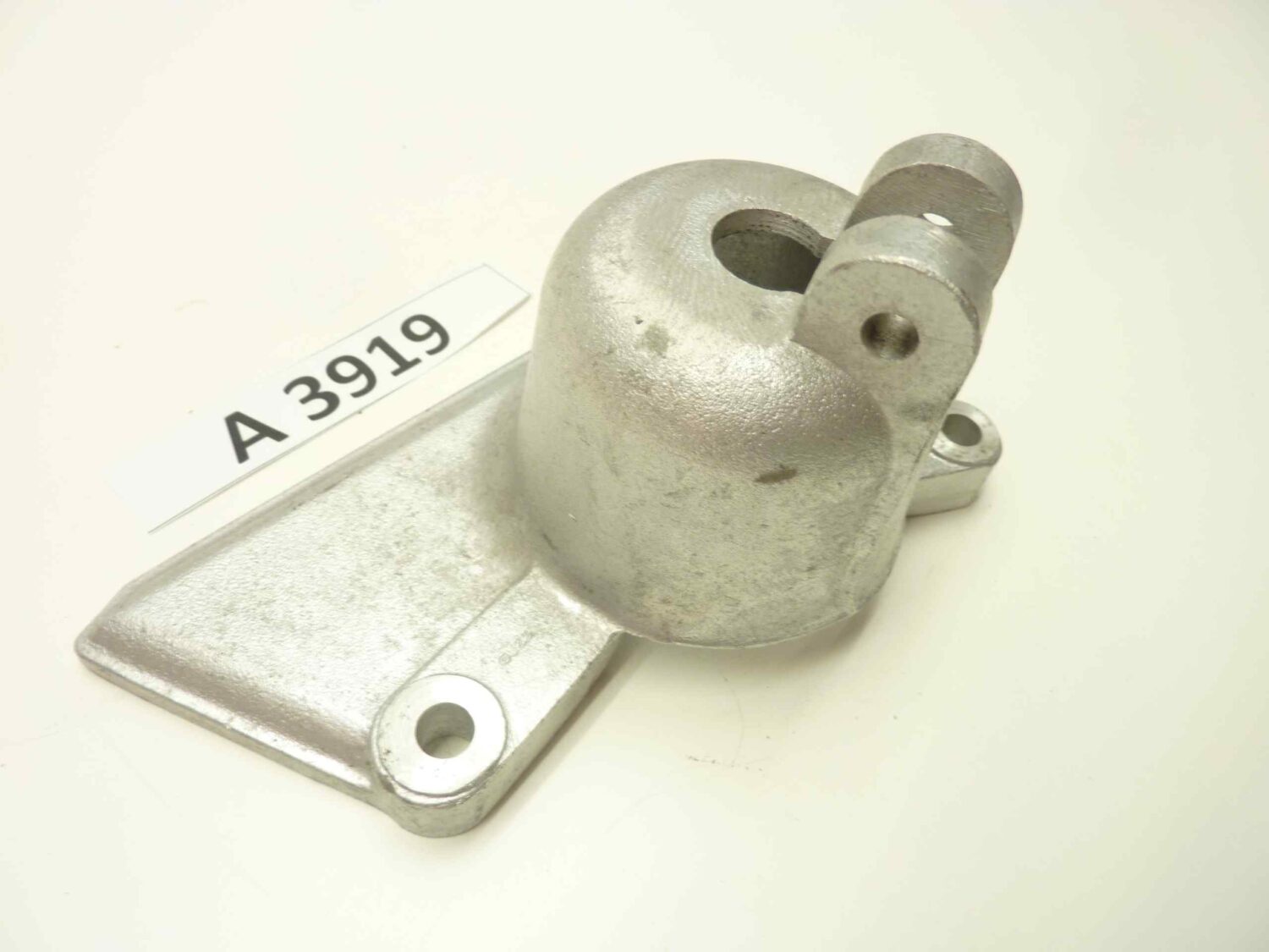 Guzzi Airone 250 coperchio pignone catena M 2306 - immagine 2