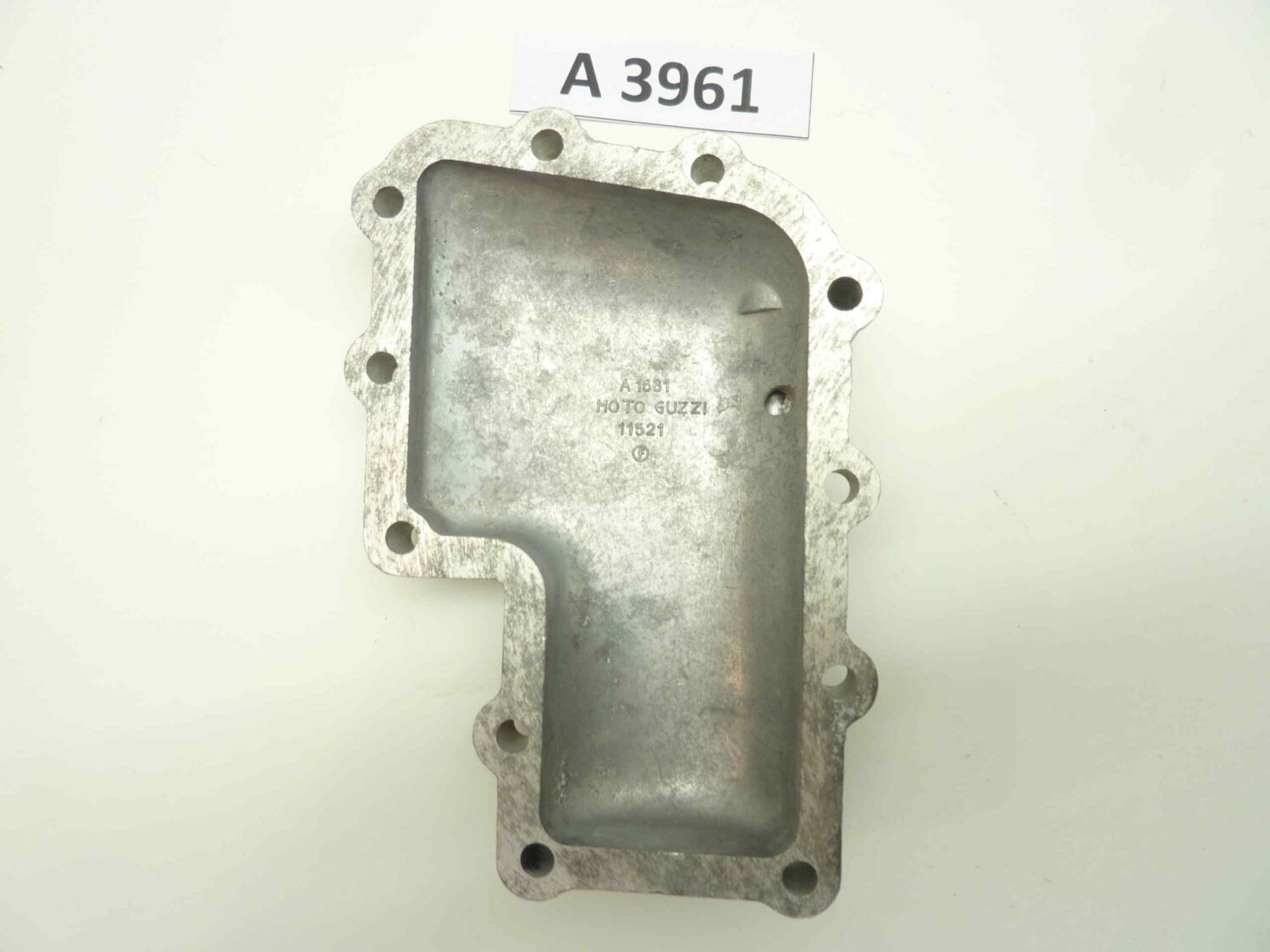 Guzzi Astore Falcone coperchio testa punterie cod 11521 - immagine 3