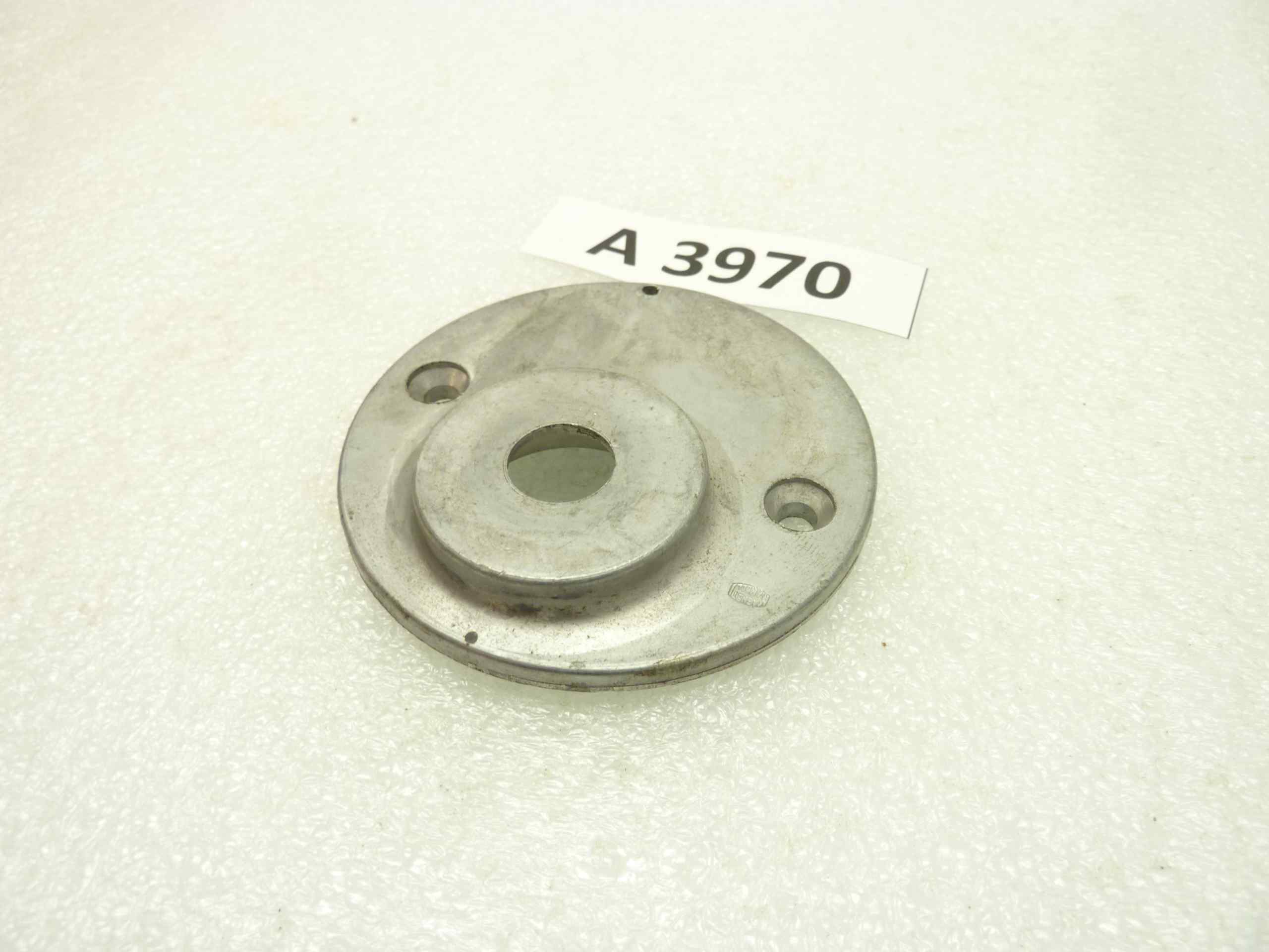 Gilera e vari coperchio motorino avv Magneti Marelli diam est 75,6mm - interasse fori 57 mm - diam foro 13,7 mm - immagine 2