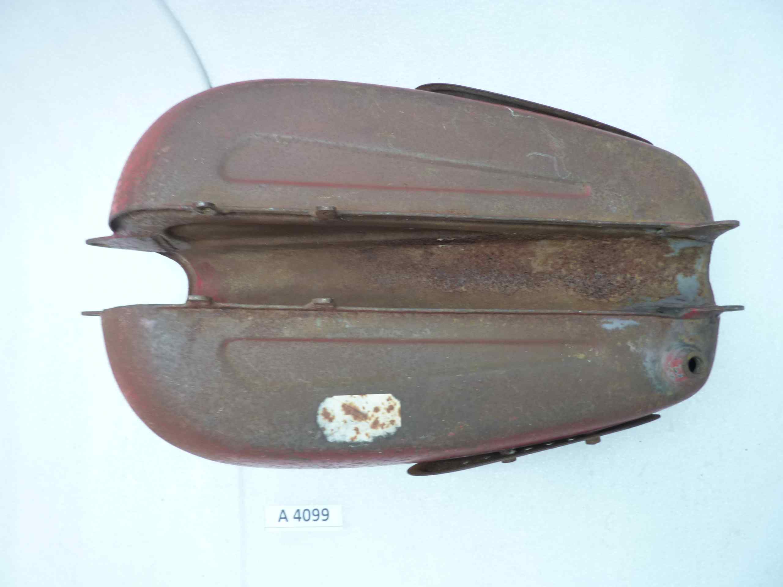 Parilla 125 serbatoio benzina carburante - immagine 11
