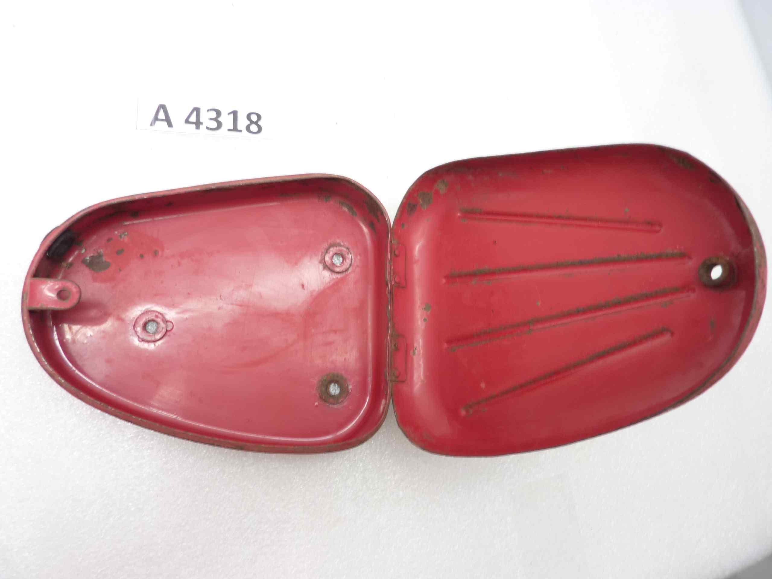 Benelli Leoncino 125 2T bauletto porta attrezzi utensili cassetta - immagine 3