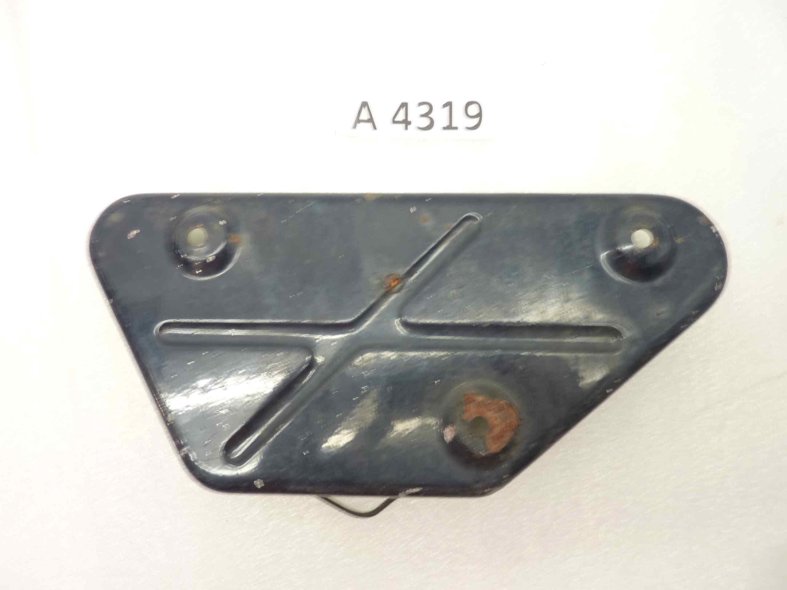 Guzzi Nuovo Falcone bauletto porta attrezzi utensili cassetta - immagine 3