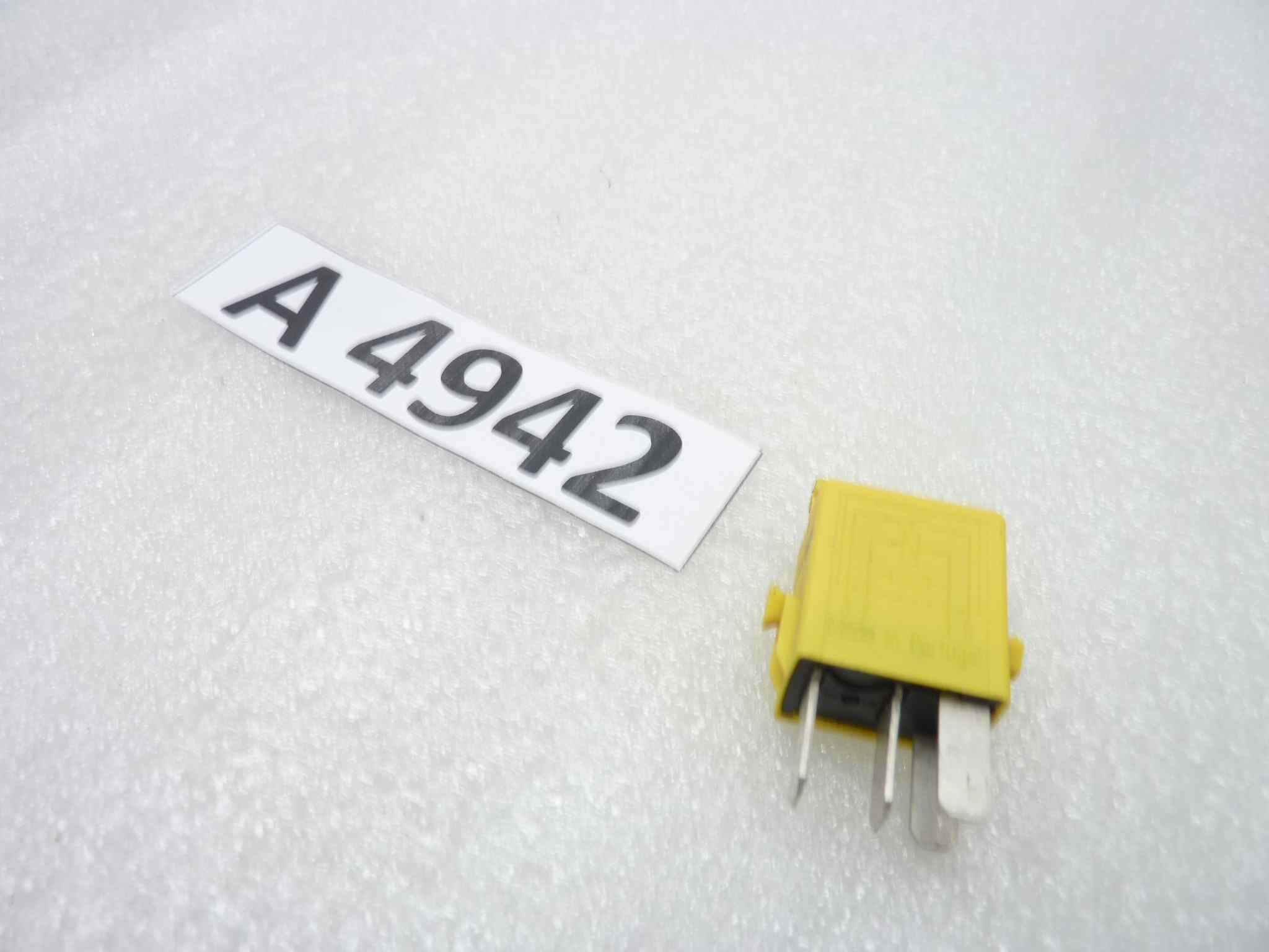 BMW F650 CS SCARVER Relè tyco 61366902041 - immagine 3