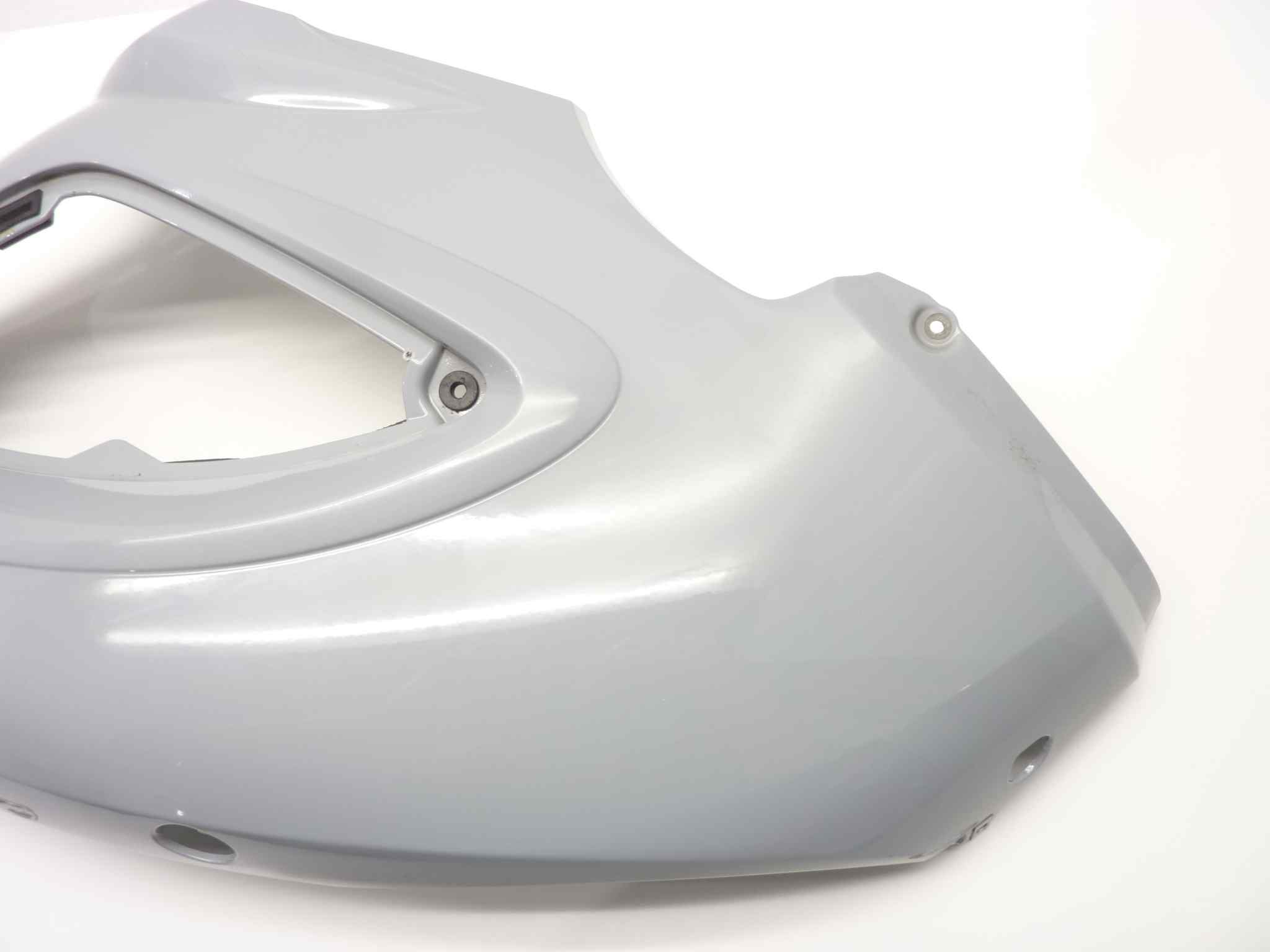 BMW F650 CS SCARVER Carena anteriore destra con piccolo pezzo danneggiato ma presente - immagine 5