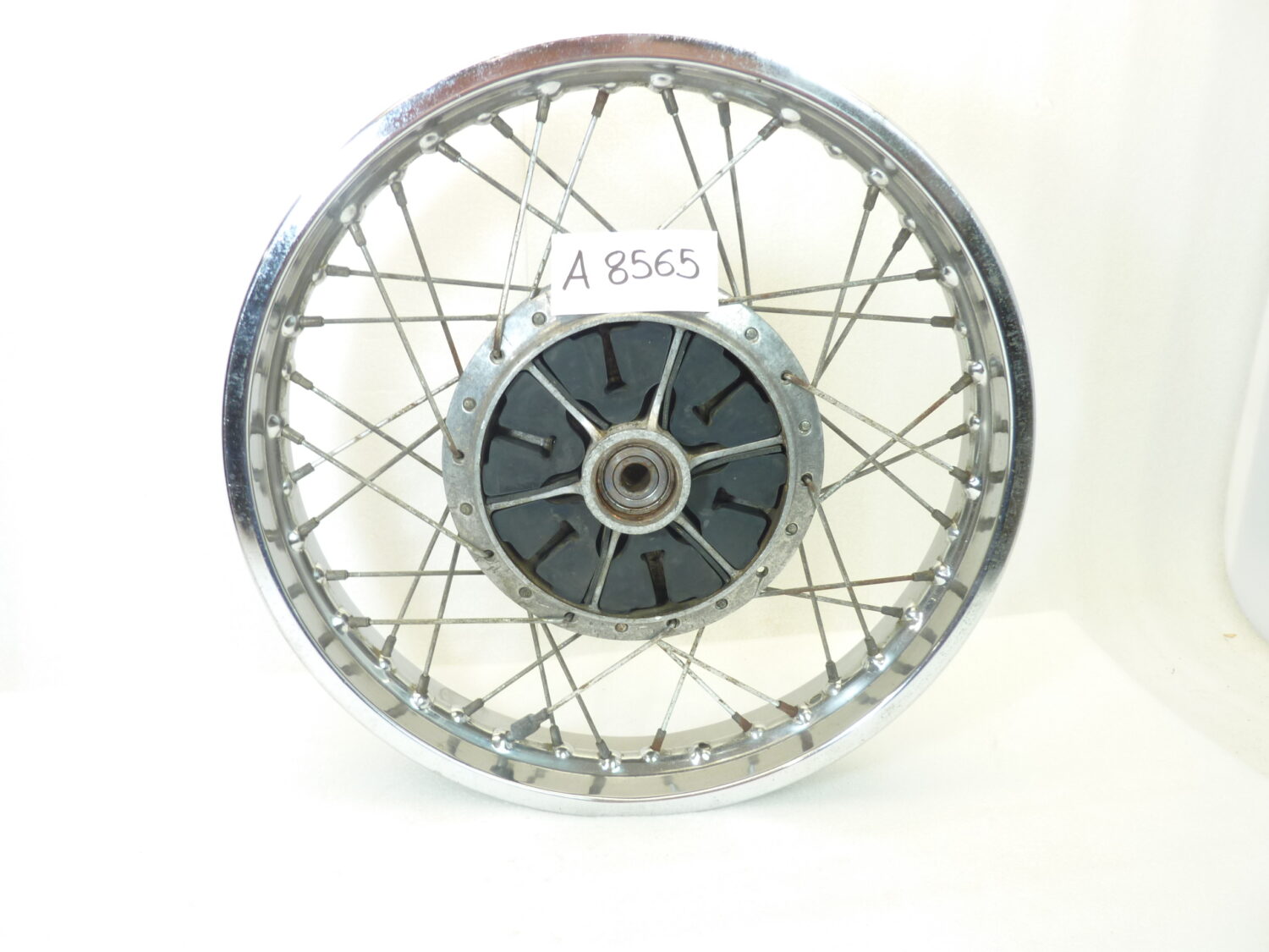 Cerchio ruota posteriore Kawasaki H1 1973 - 1975 Takasago 215 BX 18 W cod 789621-2411