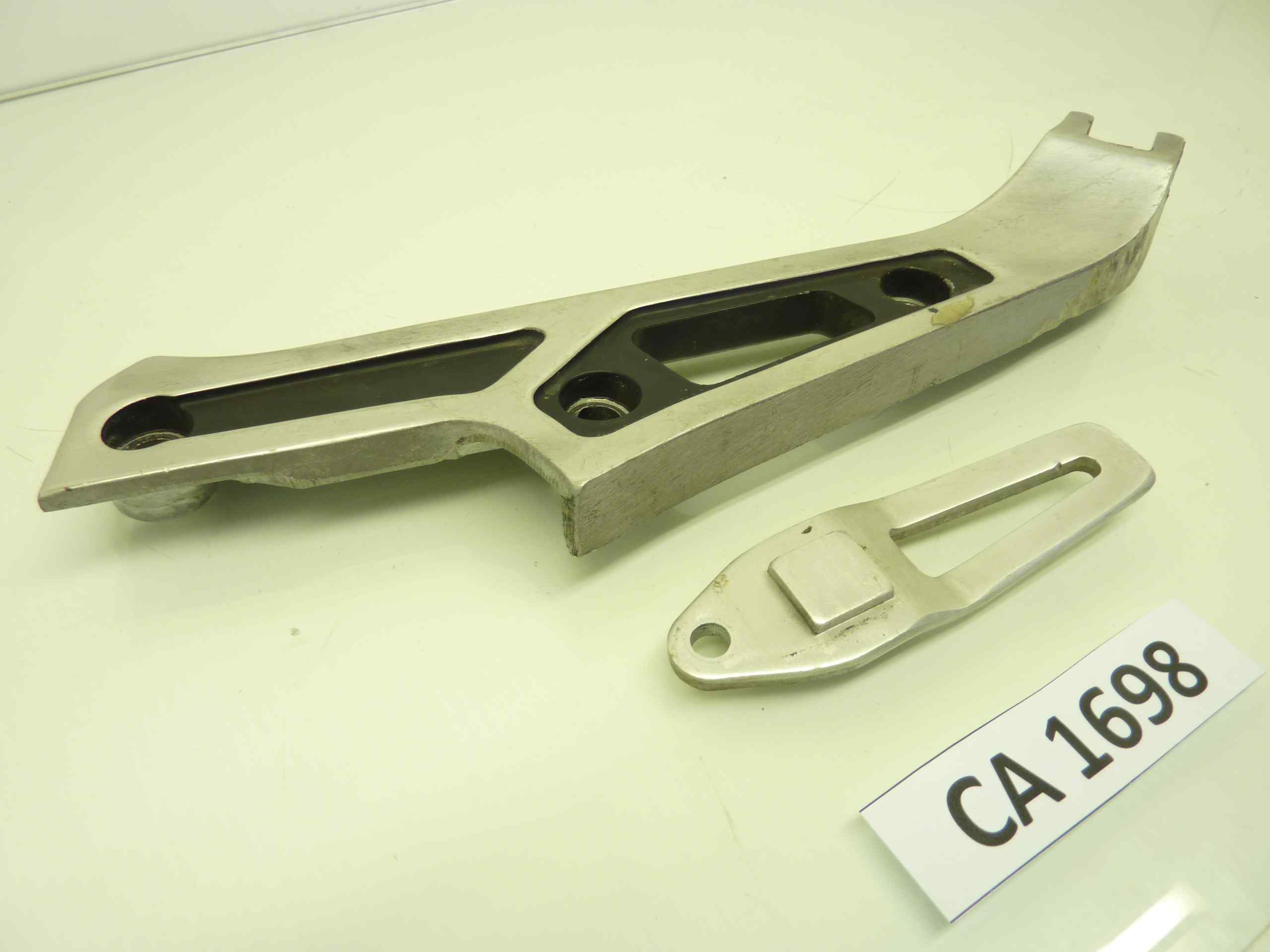 SUZUKI GSX 750 ES 84 GR72A staffa pedalino poggiapiedi sinistro - immagine 4