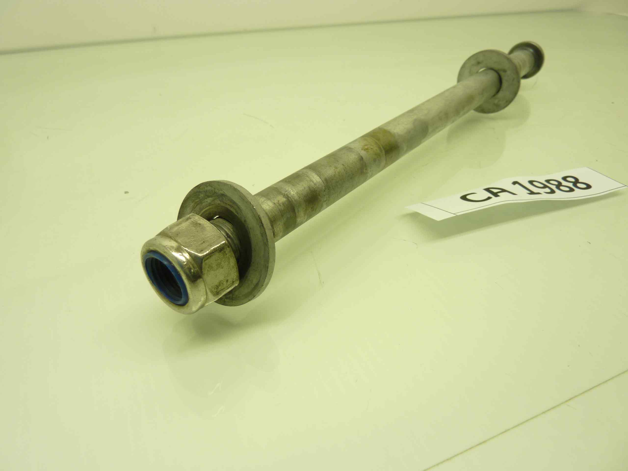 APRILIA PEGASO 650 ML00 97-00 perno ruota posteriore - immagine 3