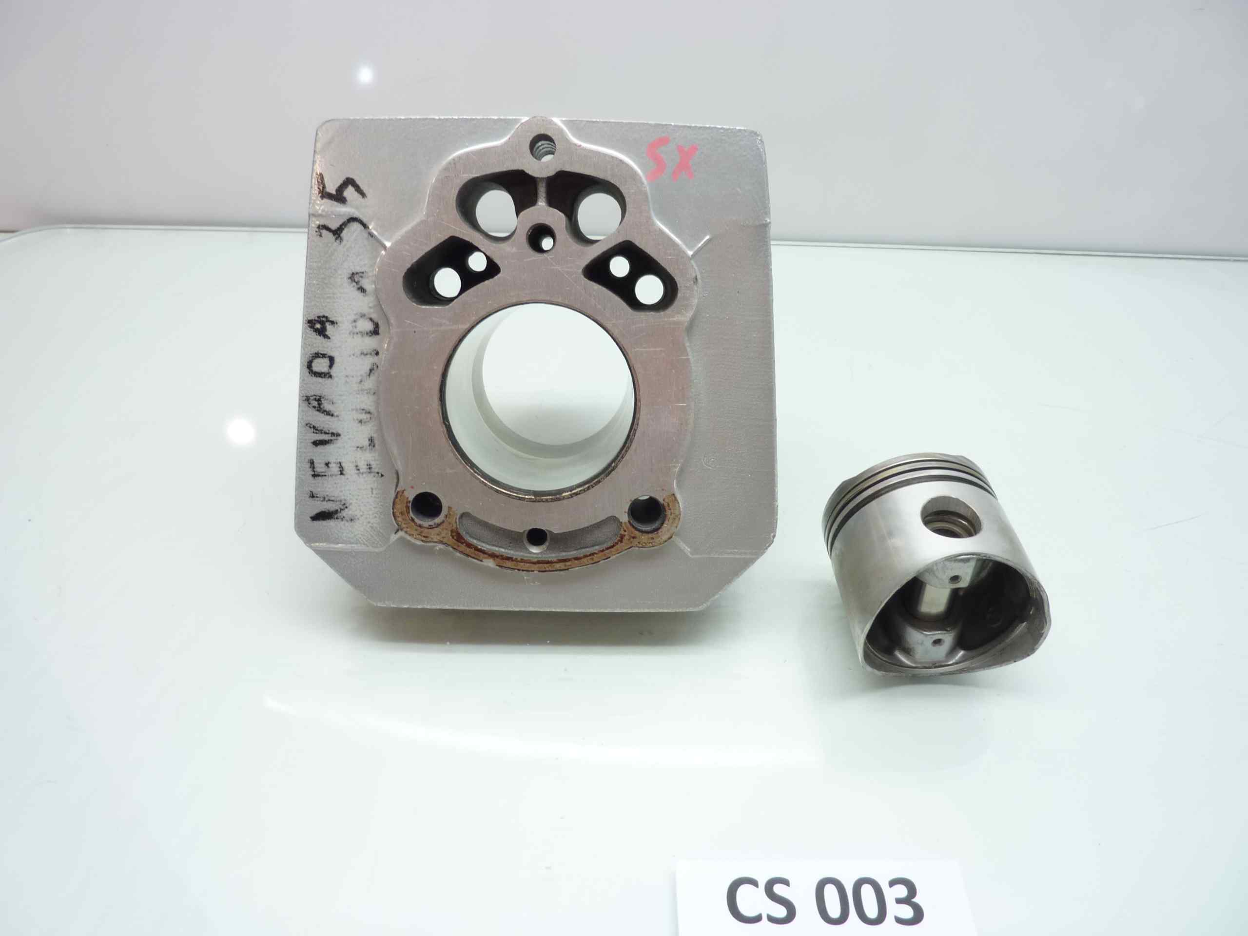 Guzzi V35 NEVADA FLORIDA cilindro e pistone sinistro DIAM CILINDRO MM 65,7 - immagine 5