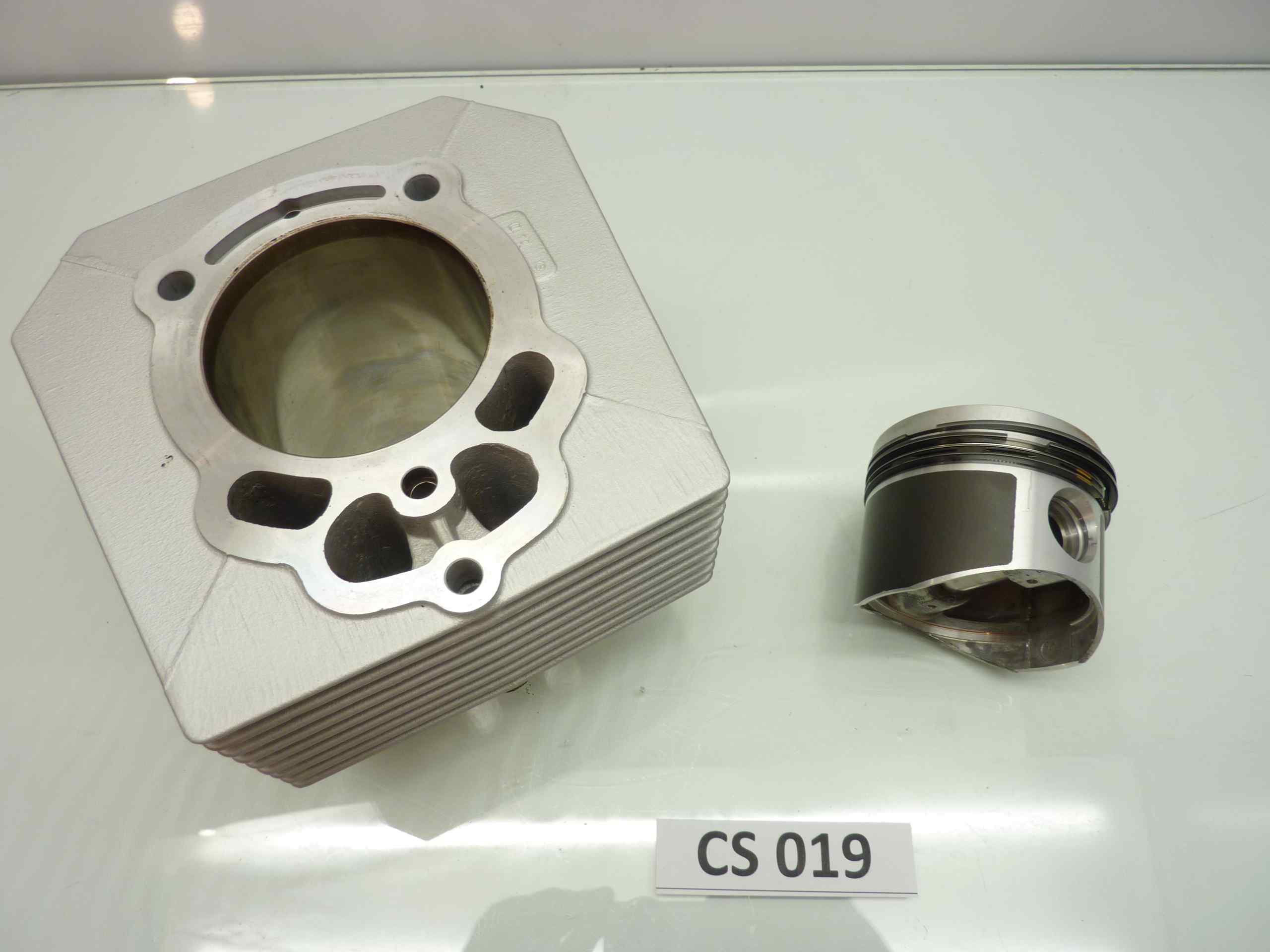 Guzzi V7 I 1serie cilindro e pistone DIAM CILINDRO MM 79,7 - immagine 5