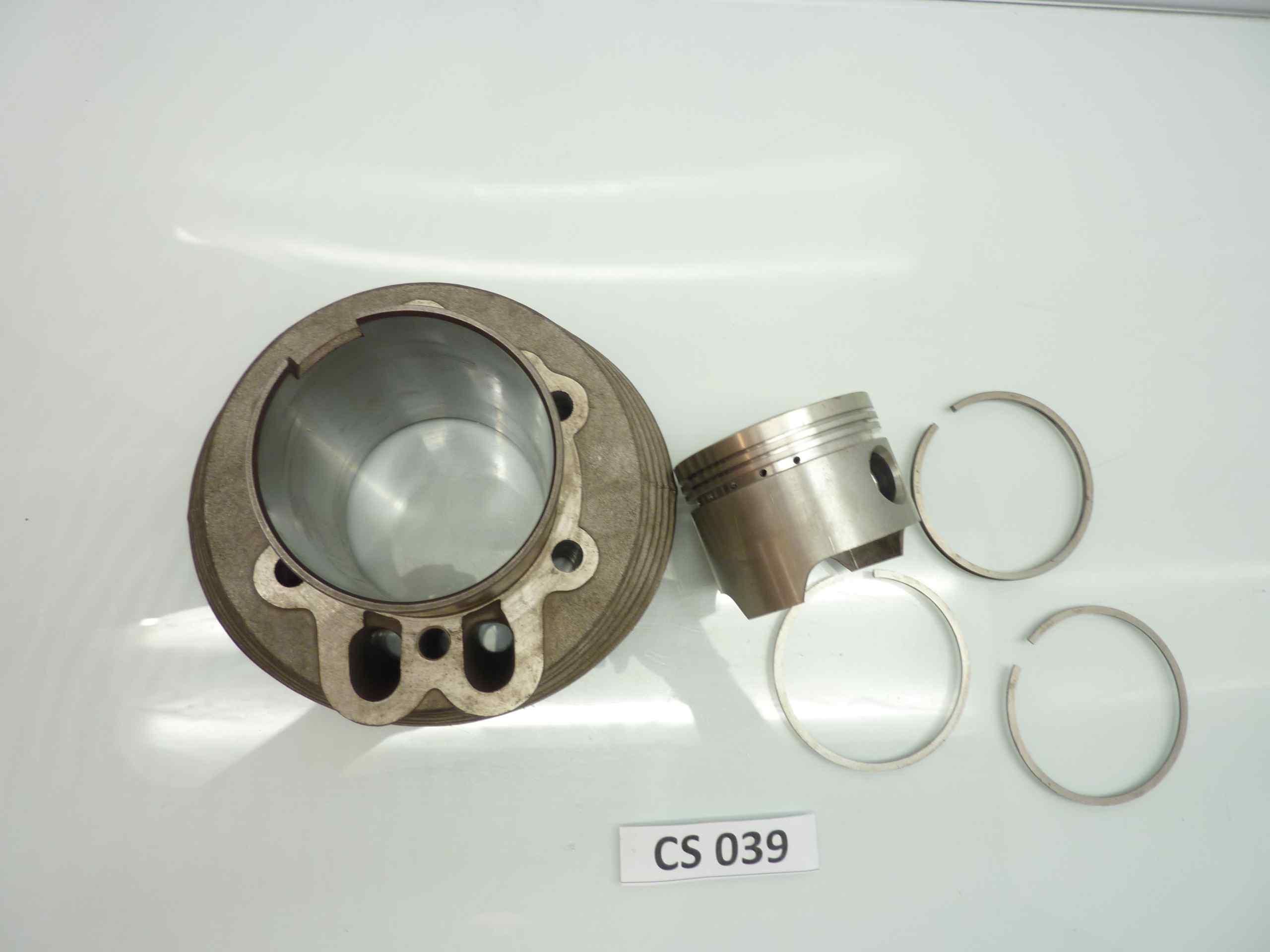 Guzzi 1000 cilindro pistone originale ghisa nuovi DIAM CILINDRO MM 86,5 - immagine 6