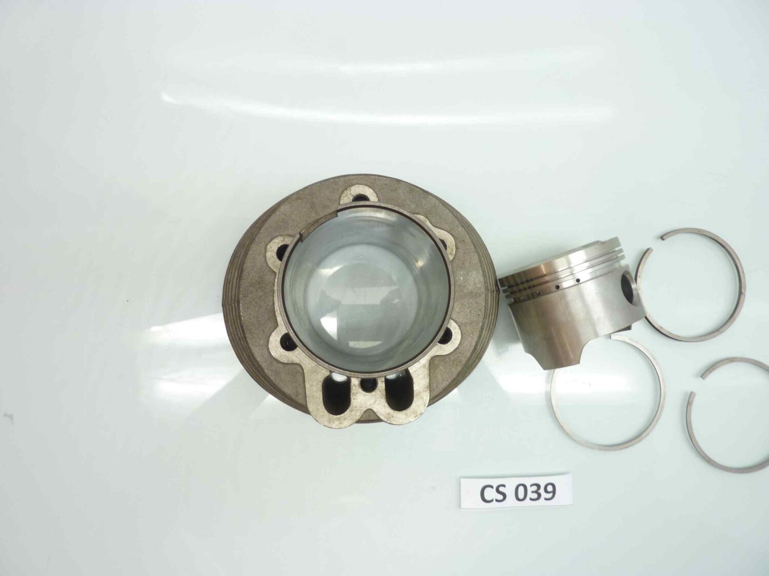 Guzzi 1000 cilindro pistone originale ghisa nuovi DIAM CILINDRO MM 86,5 - immagine 7