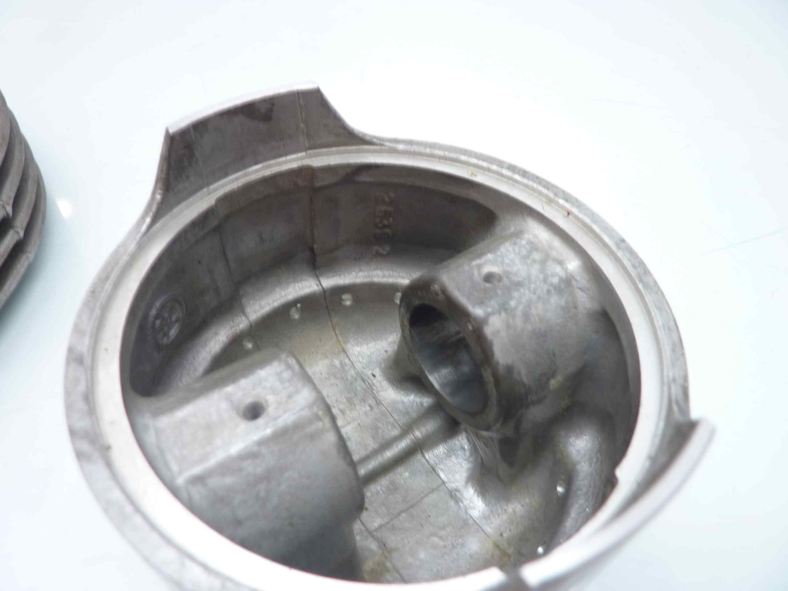 Guzzi 1000 cilindro pistone originale ghisa nuovi DIAM CILINDRO MM 86,5 - immagine 8