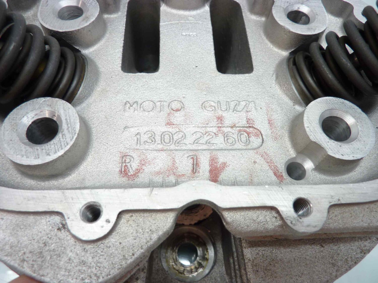 Guzzi V1000 Idroconvert testa testata sinistra cod 13022260 - immagine 2