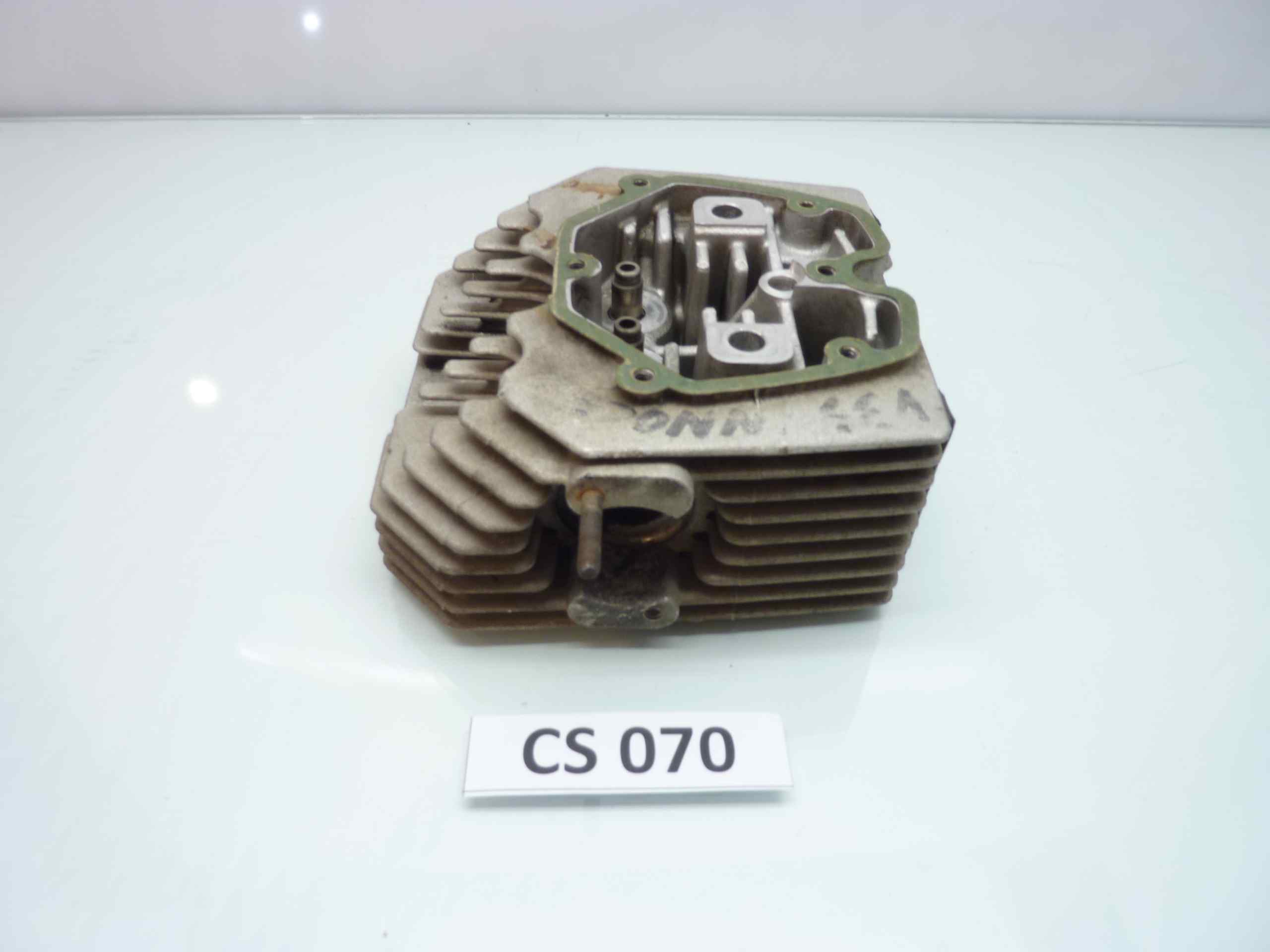 Guzzi V35 Innocenti testa 2V testa testata destra - immagine 3