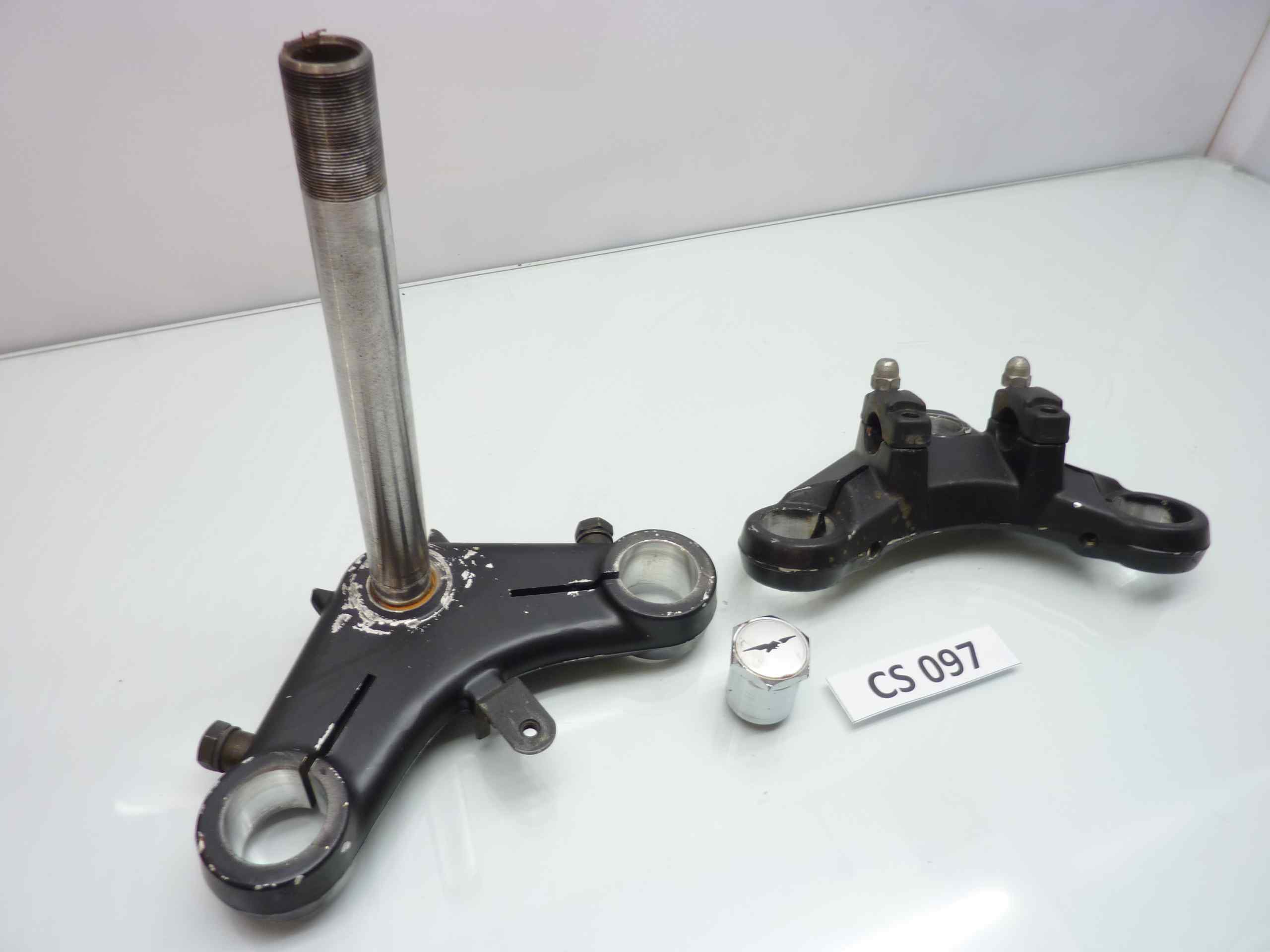 Guzzi V35 III serie piastre forcella sterzo diam steli mm 35