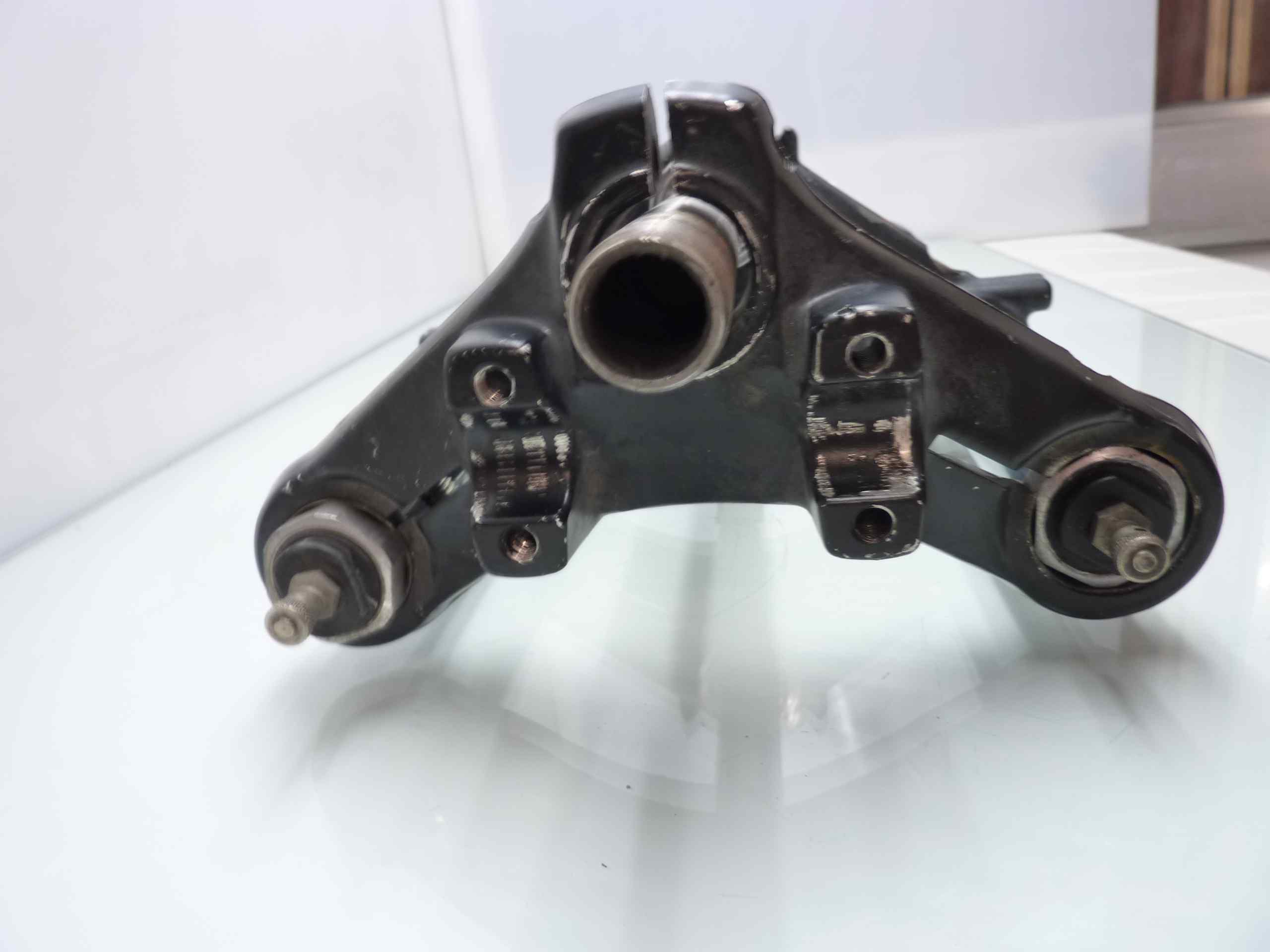 Guzzi V65 forcella sterzo diam steli mm 34,7 - immagine 2