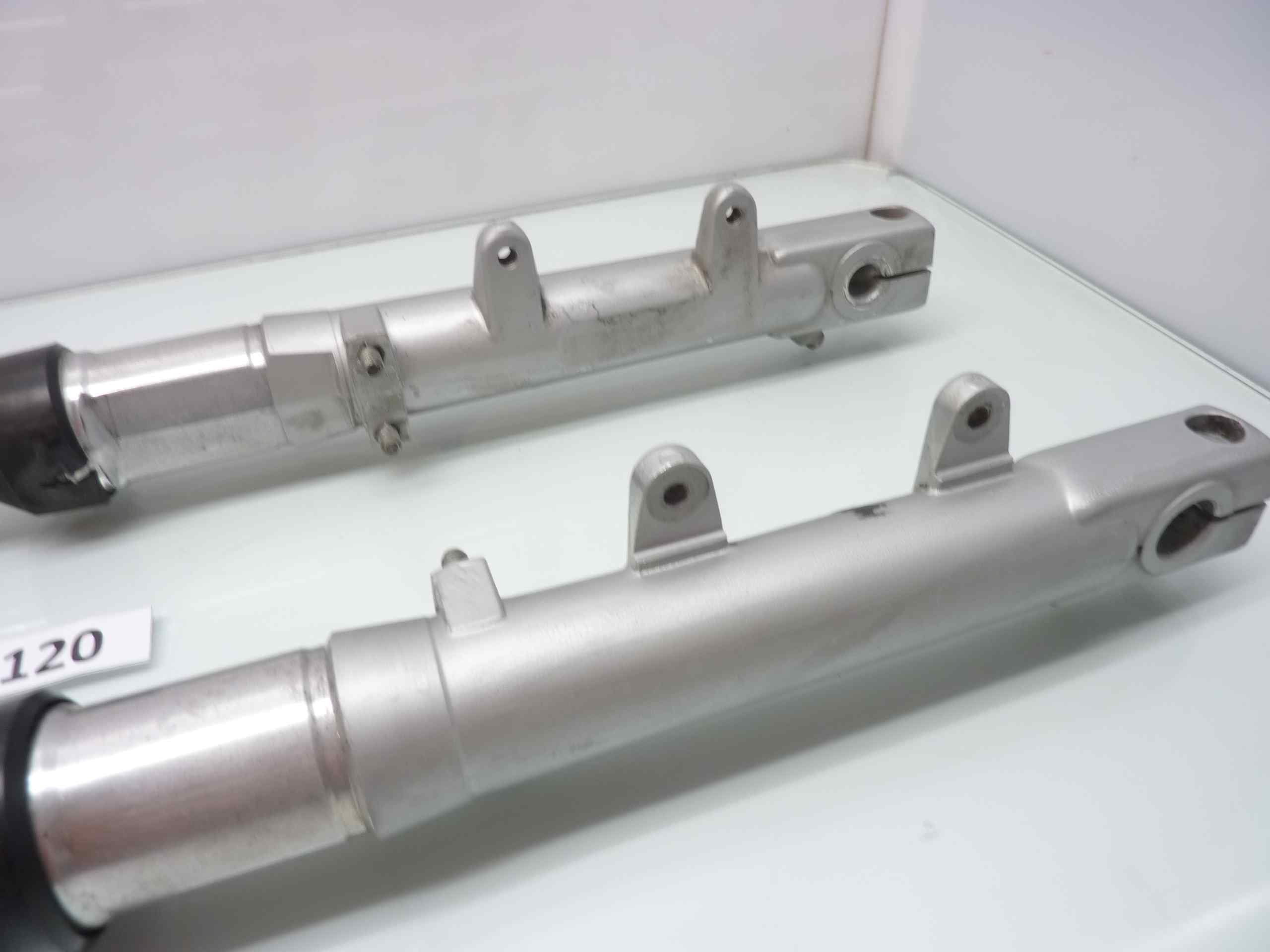 Guzzi V65 forcella sterzo diam steli mm 34,7 - immagine 6