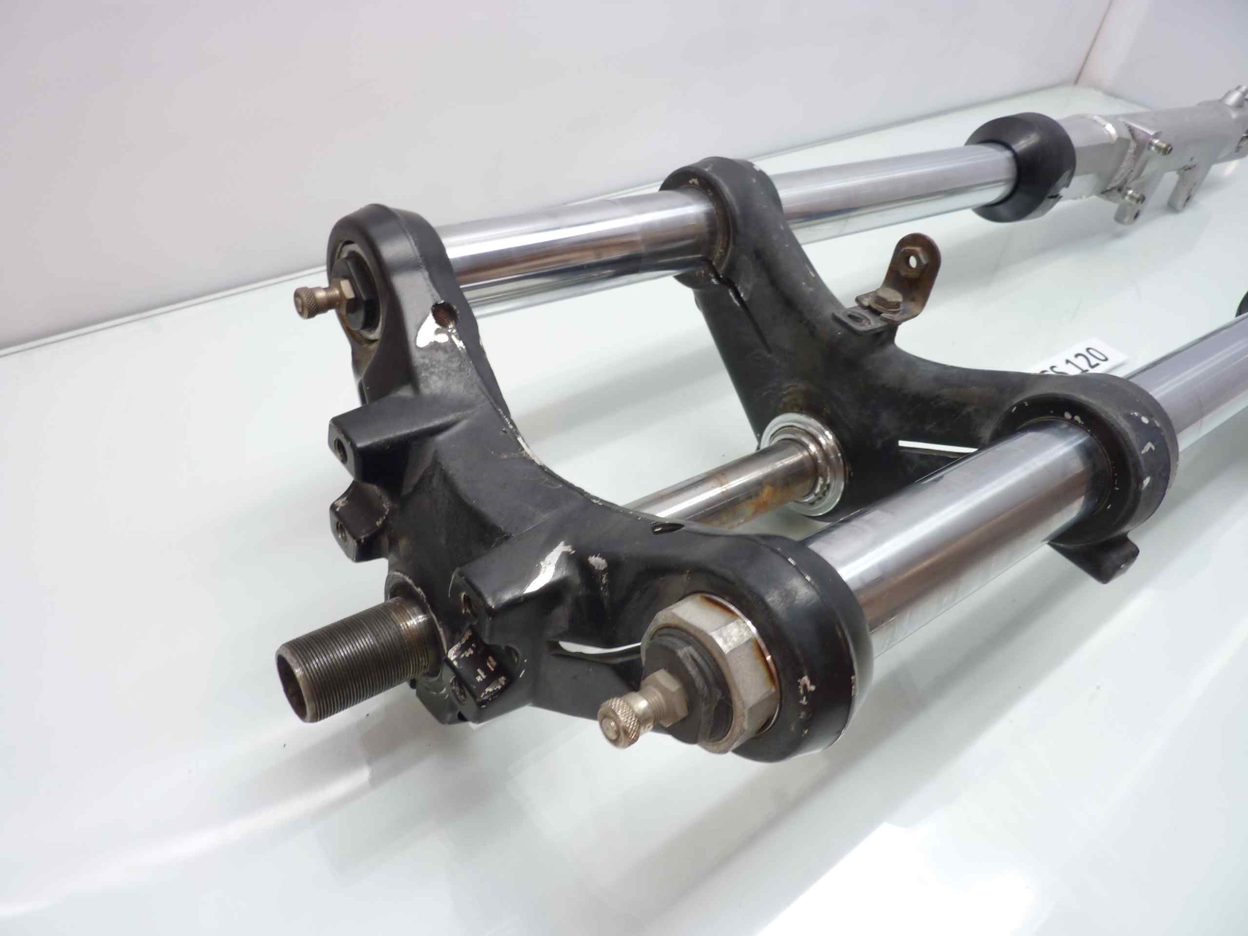 Guzzi V65 forcella sterzo diam steli mm 34,7 - immagine 7