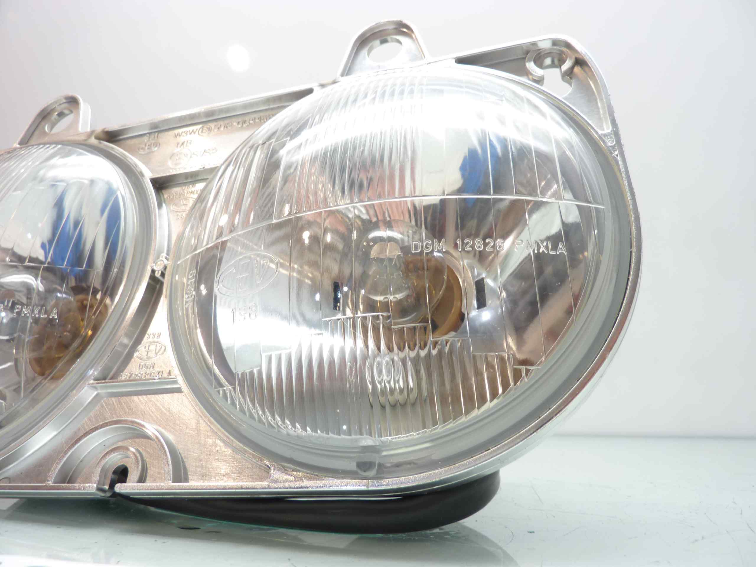 APRILIA AF1 125 SINTESI FARO ANTERIORE AP8112437 CEV 198 nuovo - immagine 3