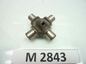 GILERA VARI MODELLI corpo crociera cardanica largh tot 54,7 mm  - diam per boccola 12,2 mm