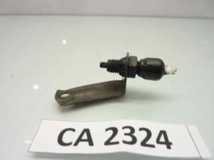 SUZUKI GSX 550 ES 84-86 Sensore freno posteriore luce stop