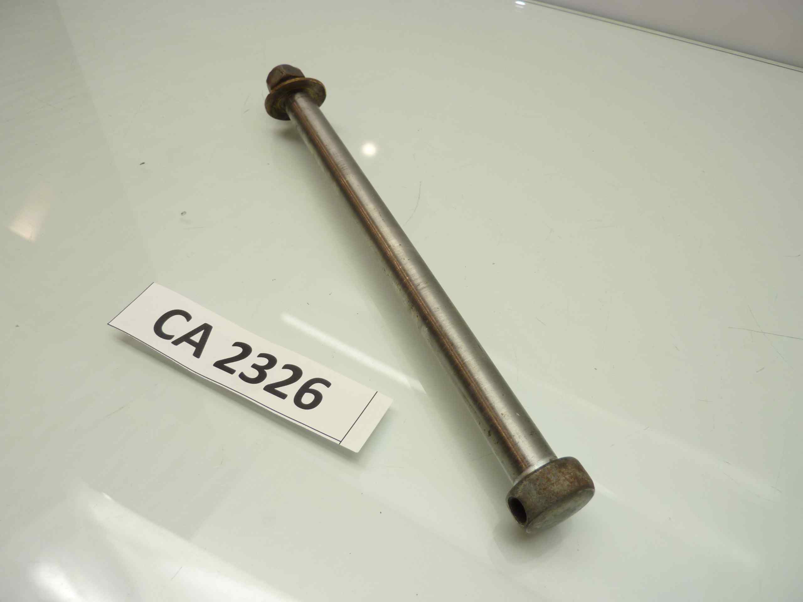 SUZUKI GSX 550 ES 84-86 Perno ruota anteriore - immagine 2