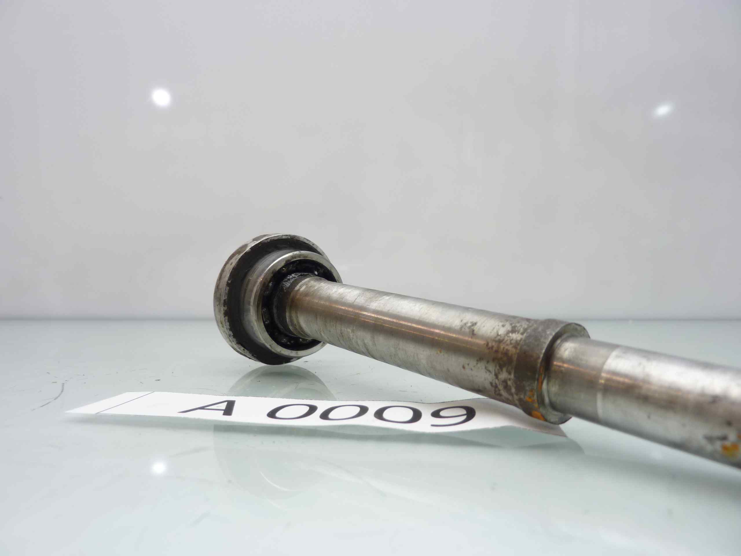 MOTO GUZZI ZIGOLO Perno ruota - immagine 3
