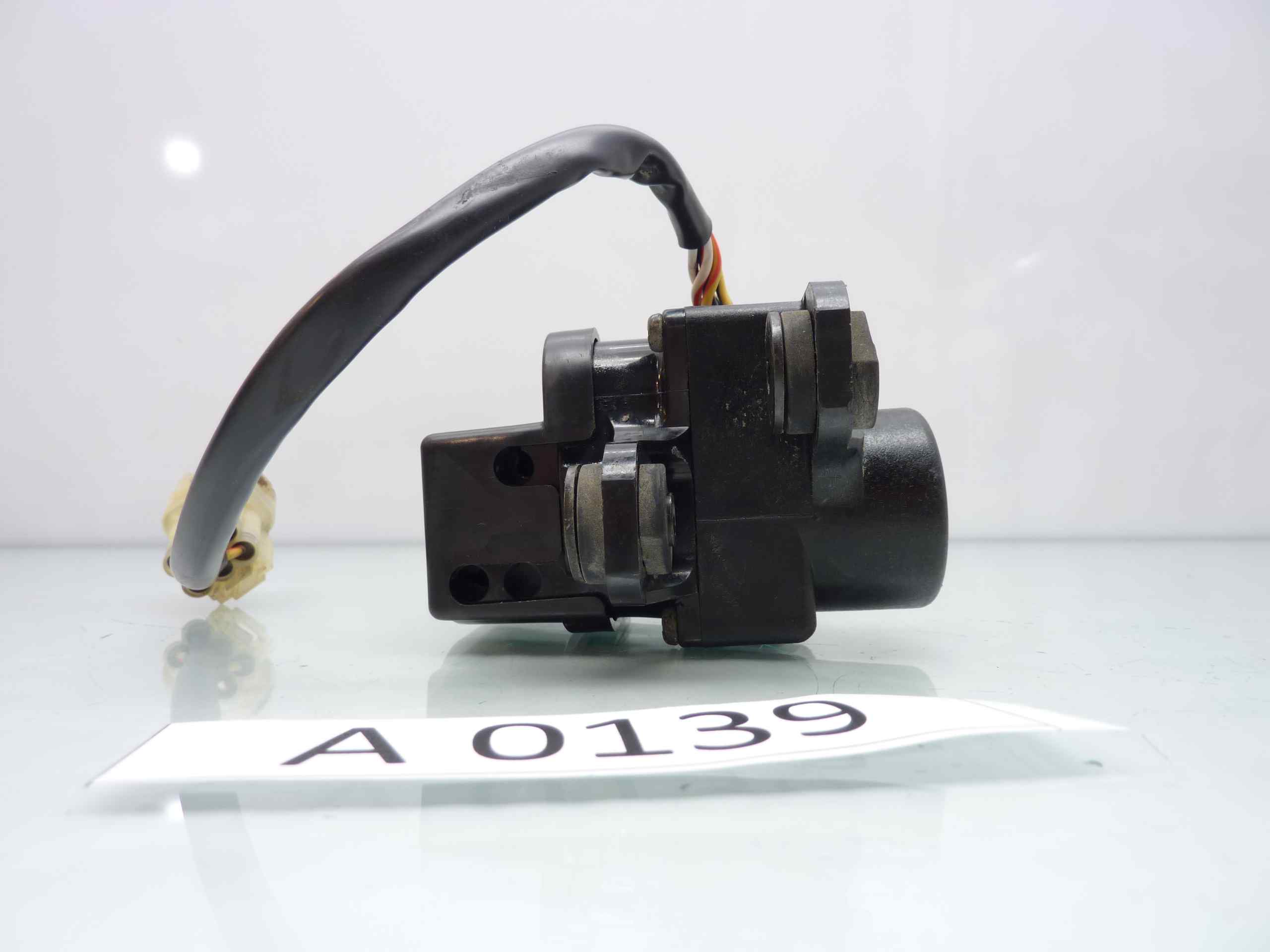 HONDA FES 125 150 PHANTEON Motorino valvola di scarico - immagine 3