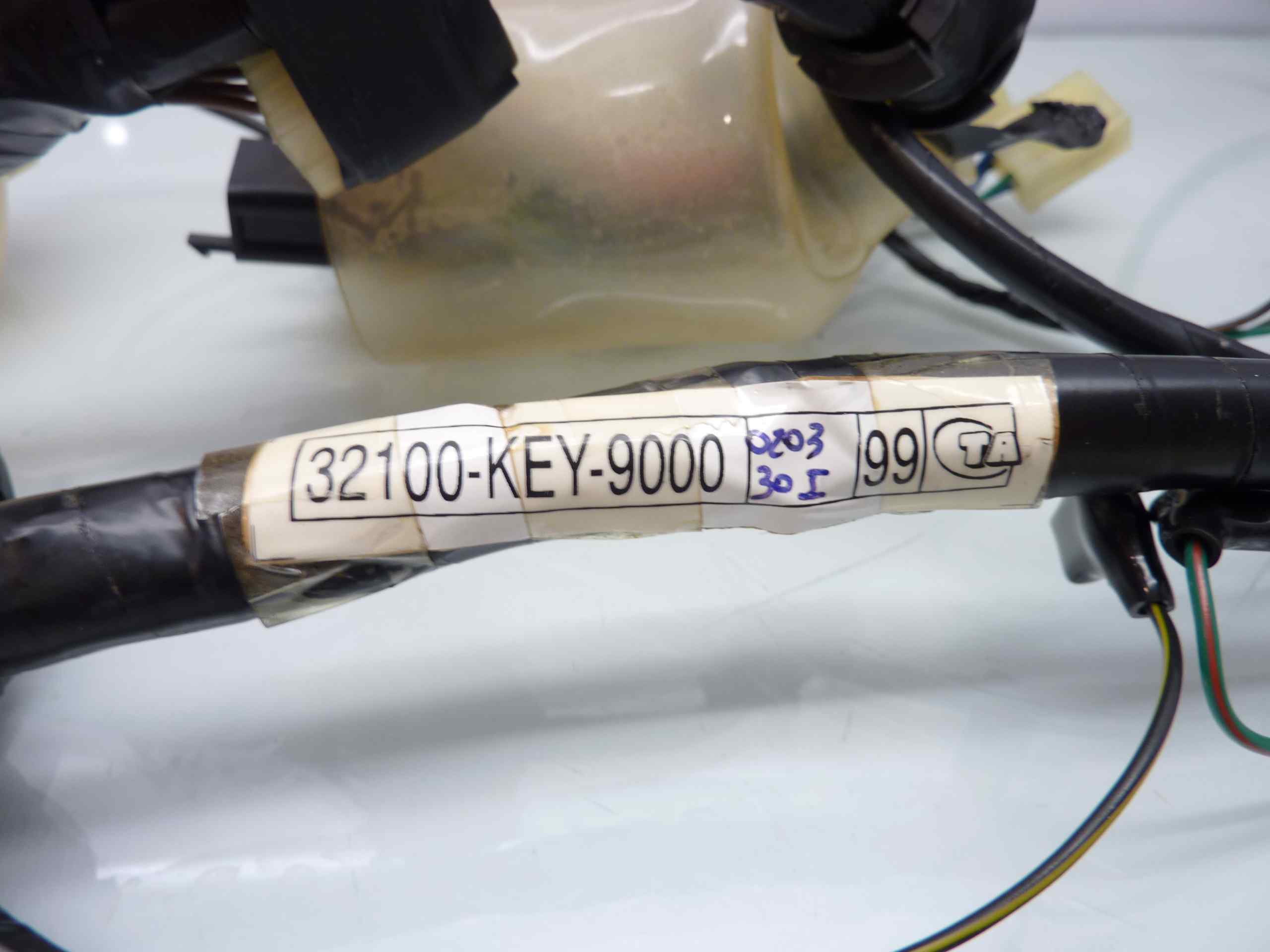 HONDA FES 125 150 PHANTEON Impianto elettrico treccia - immagine 4