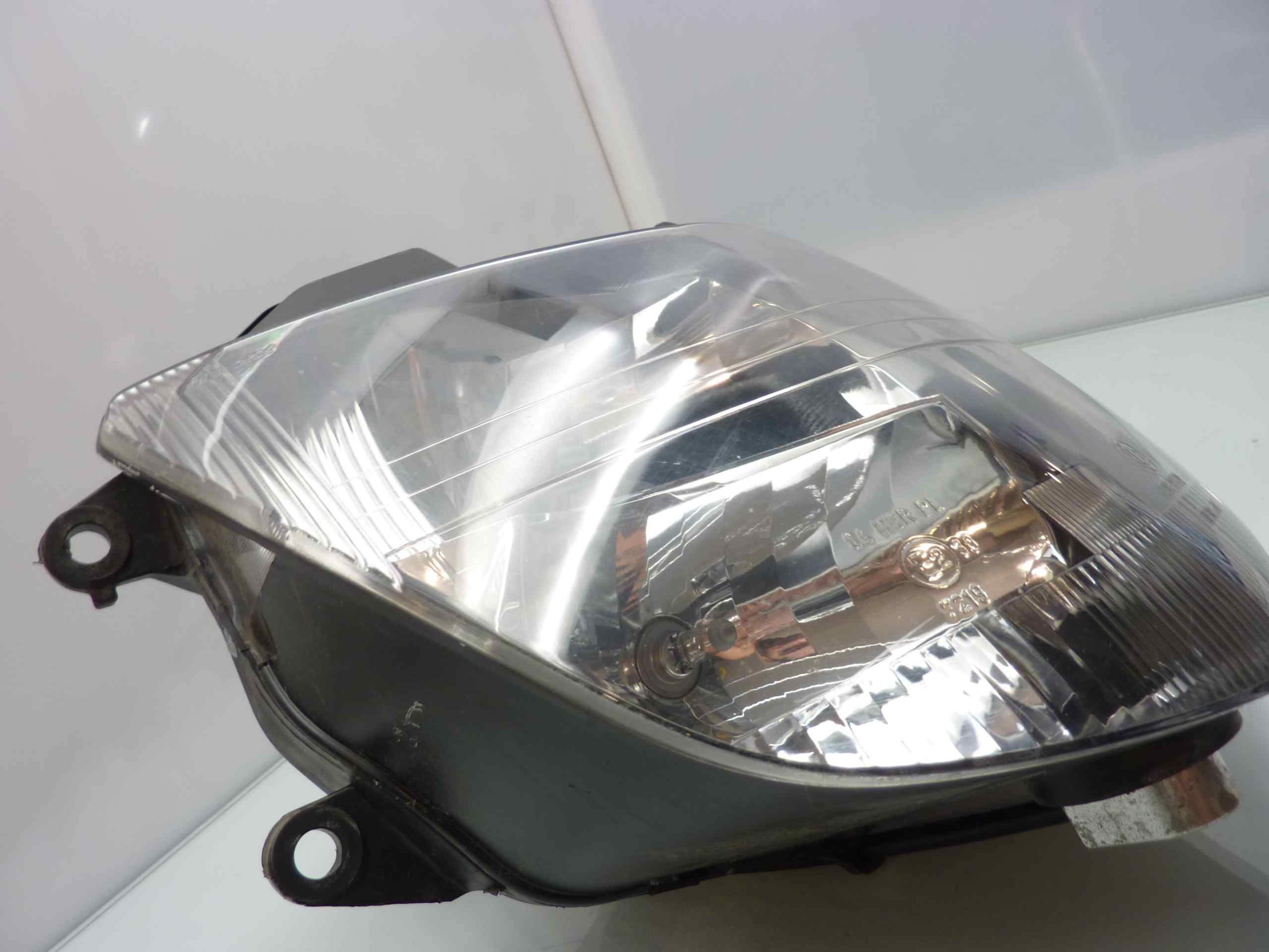 HONDA FES 125 150 PHANTEON Faro anteriore completo - immagine 3