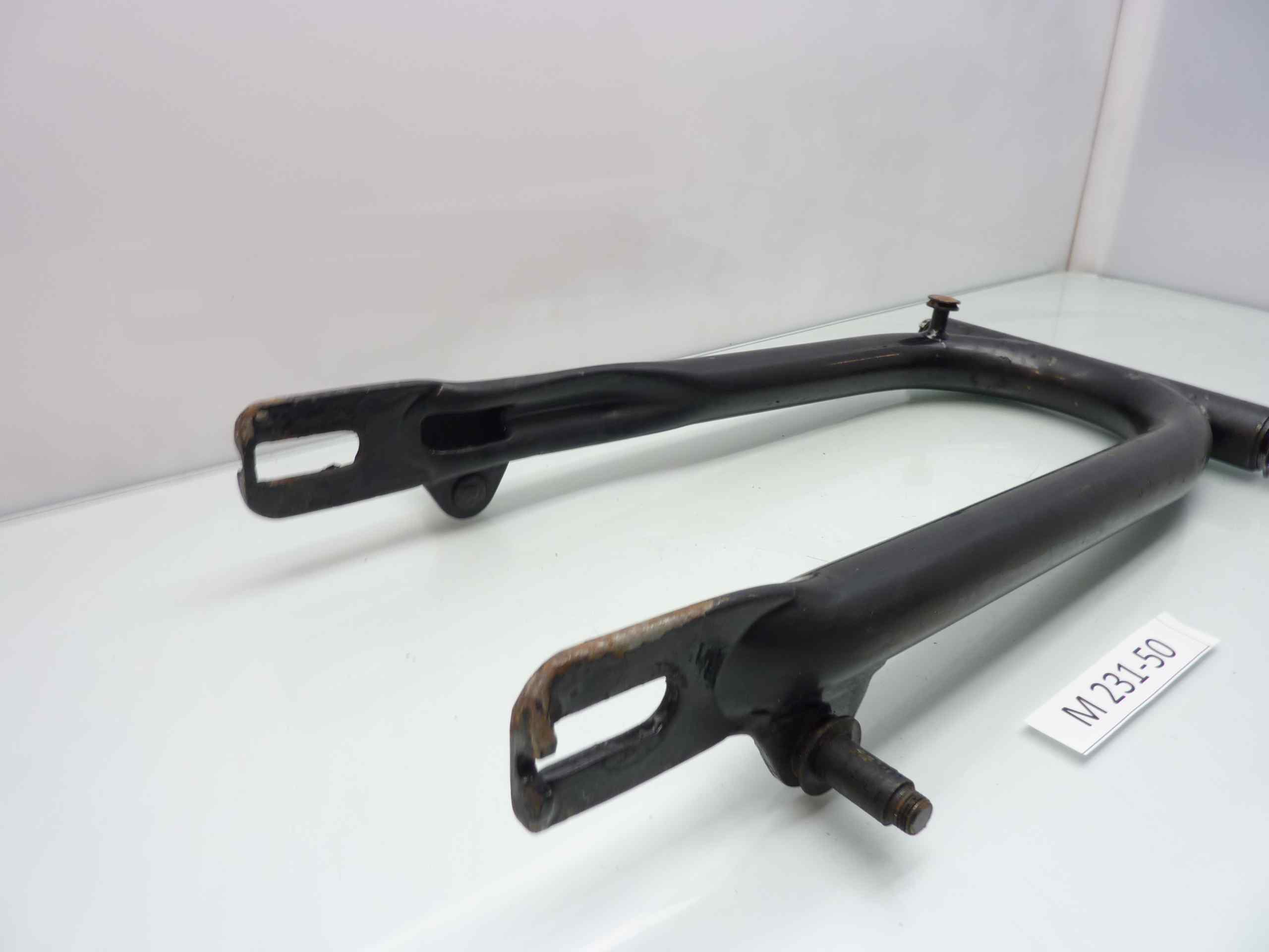 GILERA 300 prima serie forcellone posteriore - immagine 3