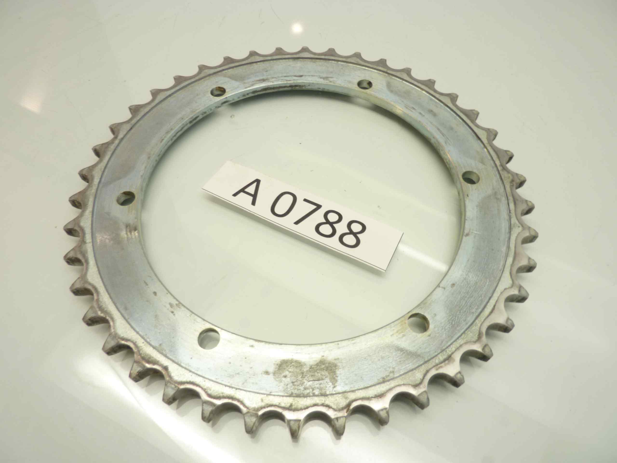 Corona 42 denti interasse fori 165 mm diam int 152 mm - immagine 2