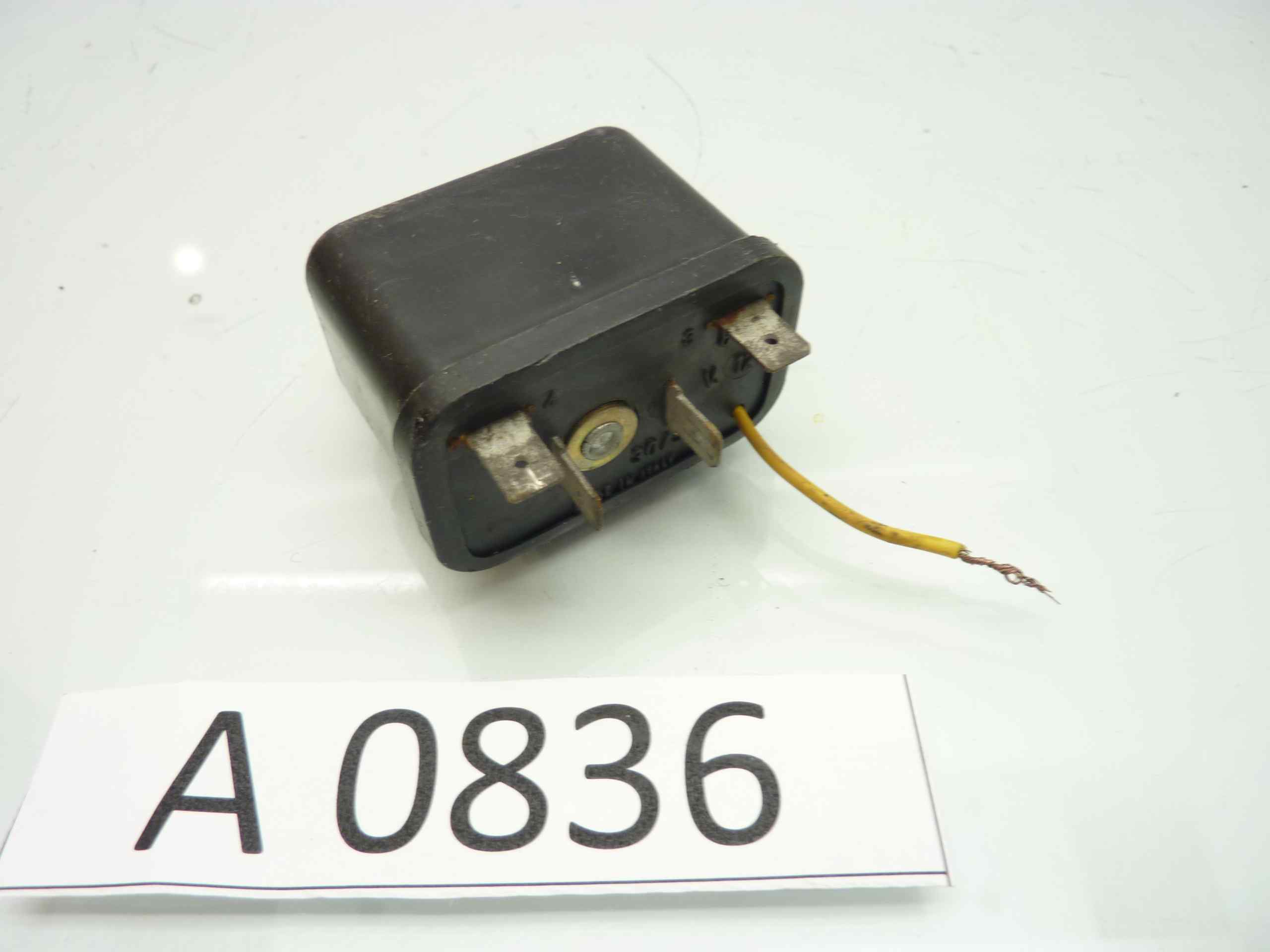 Rele FIAMM 30/51 MERCEDES ALFA MONTESA