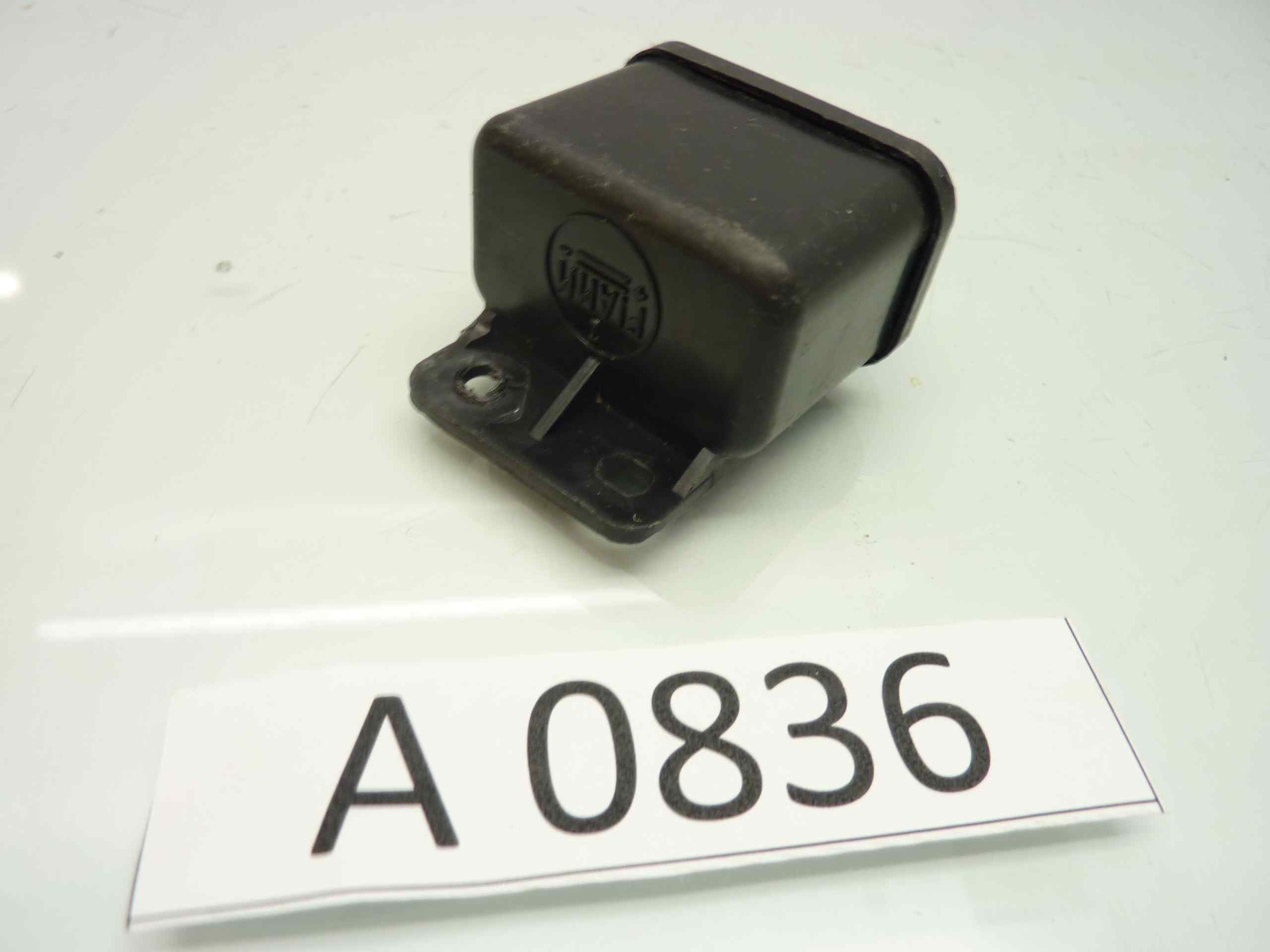 Rele FIAMM 30/51 MERCEDES ALFA MONTESA - immagine 2