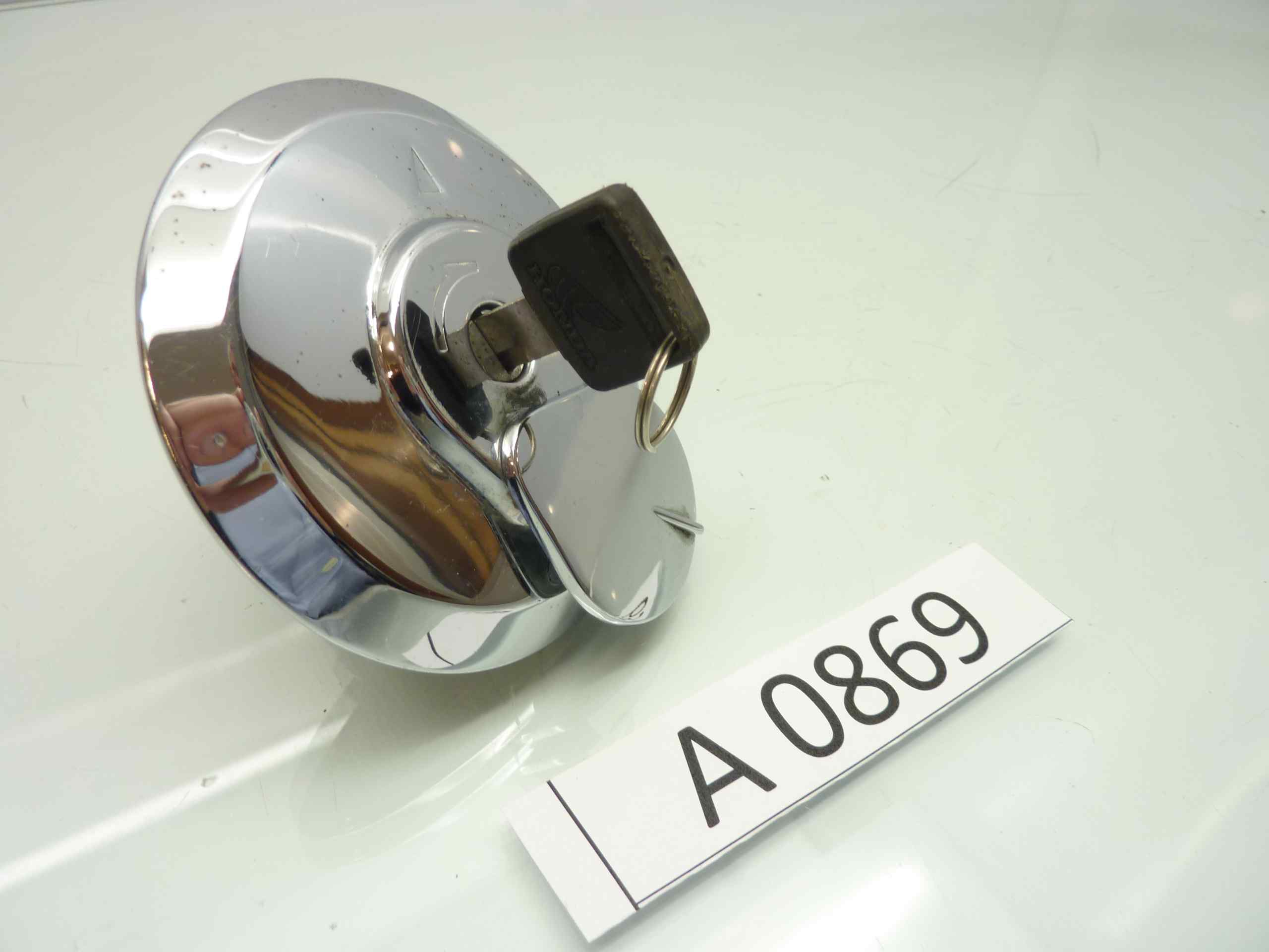 Honda CB 750 tappo carburante benzina con chiave