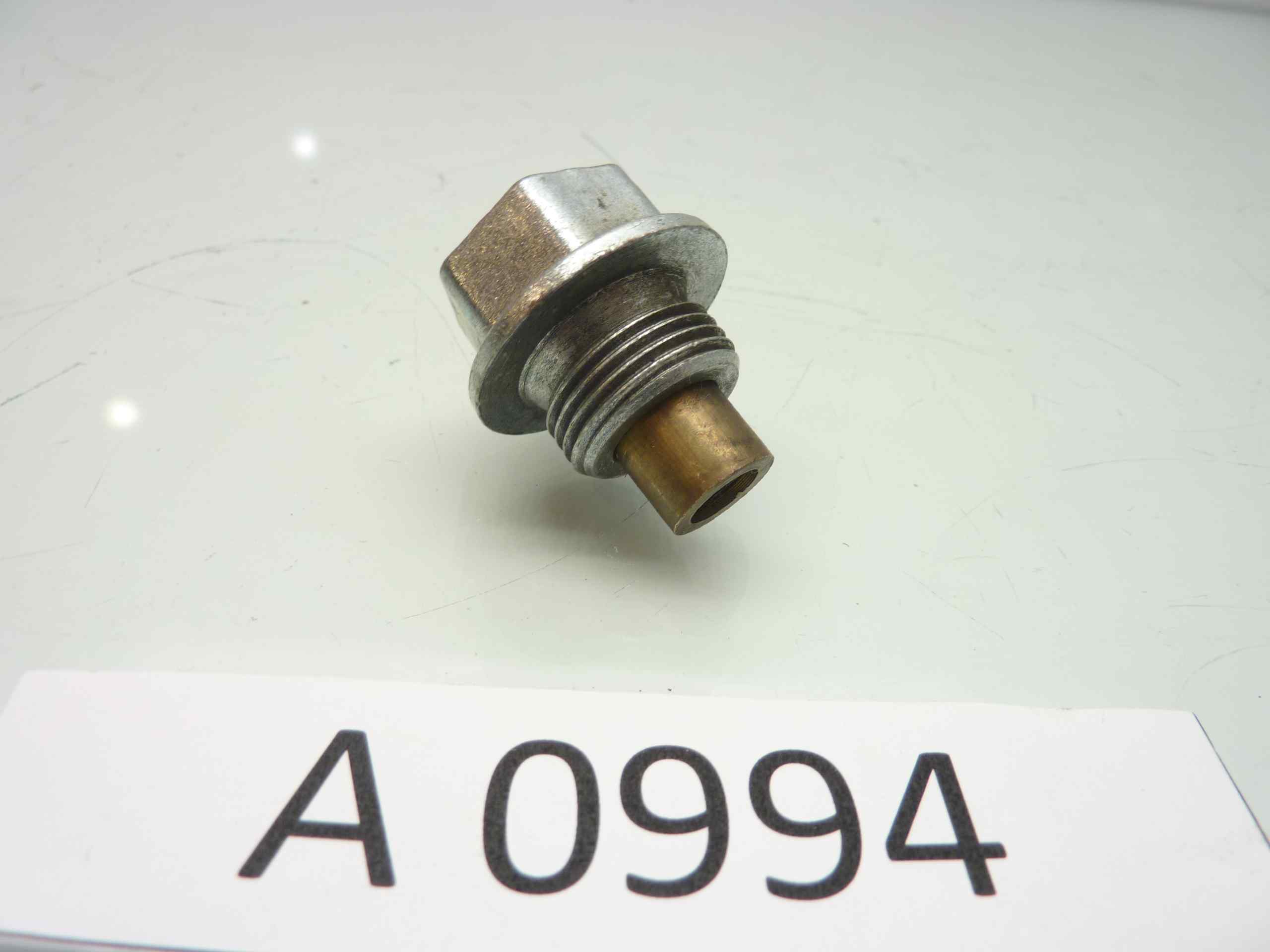 MOTO GUZZI 850 T T3 T4 SP123 Le Mans tappo magnetico cardano - immagine 2